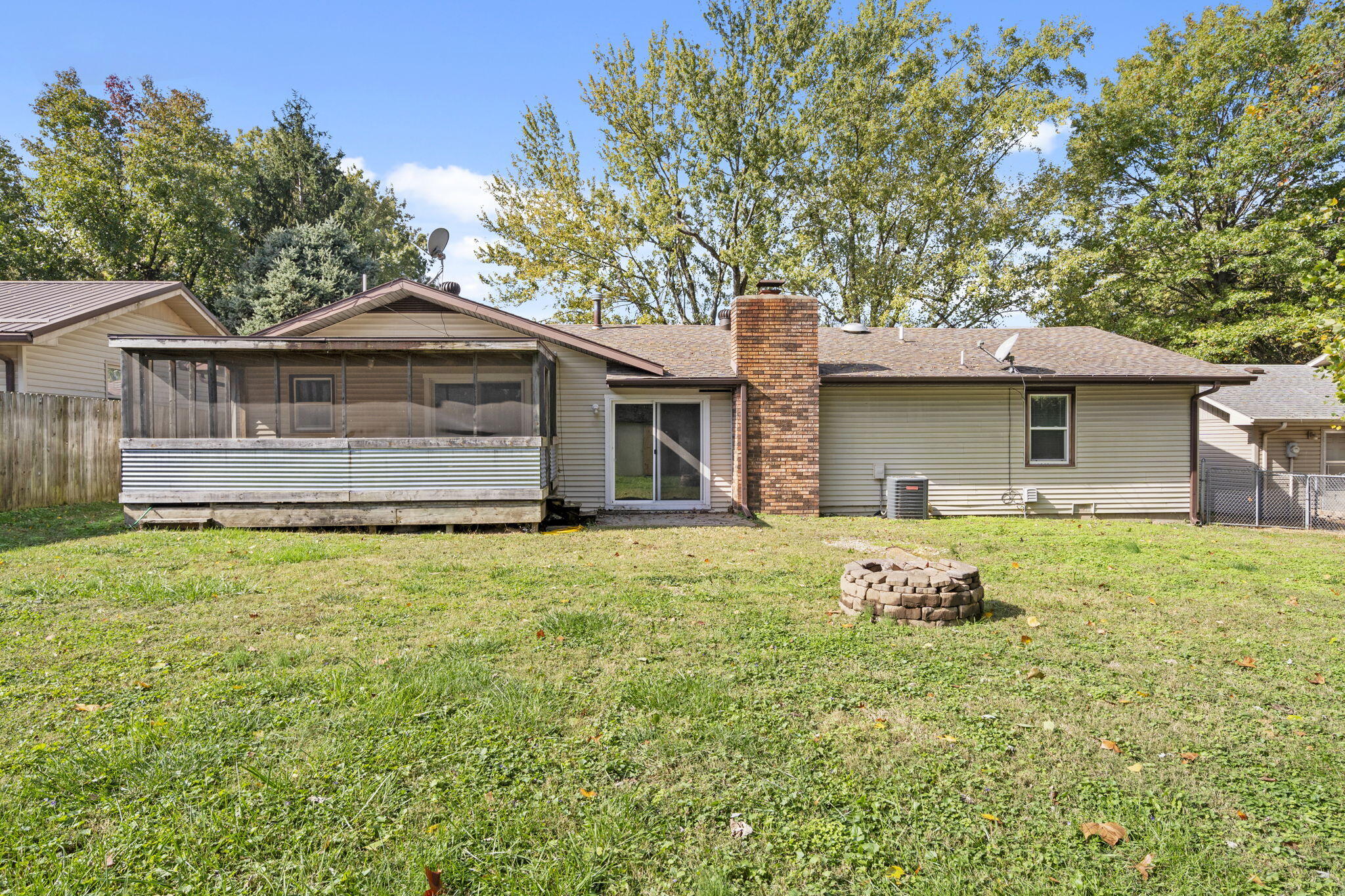 3702 South Walnut Hill Drive Property Photo 25