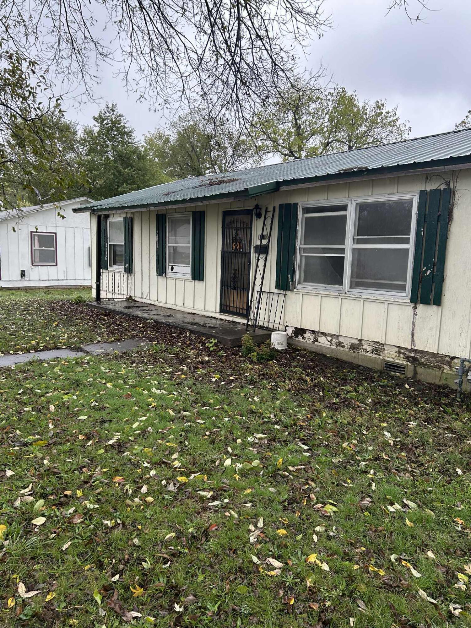 1210 Walnut Street Property Photo 1