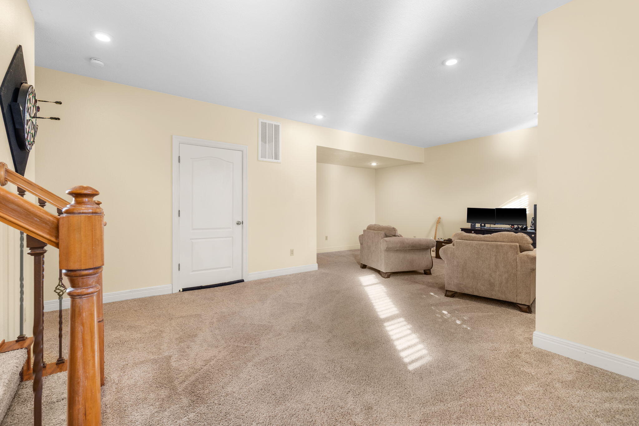 608 South Yellowwood Drive Property Photo 17