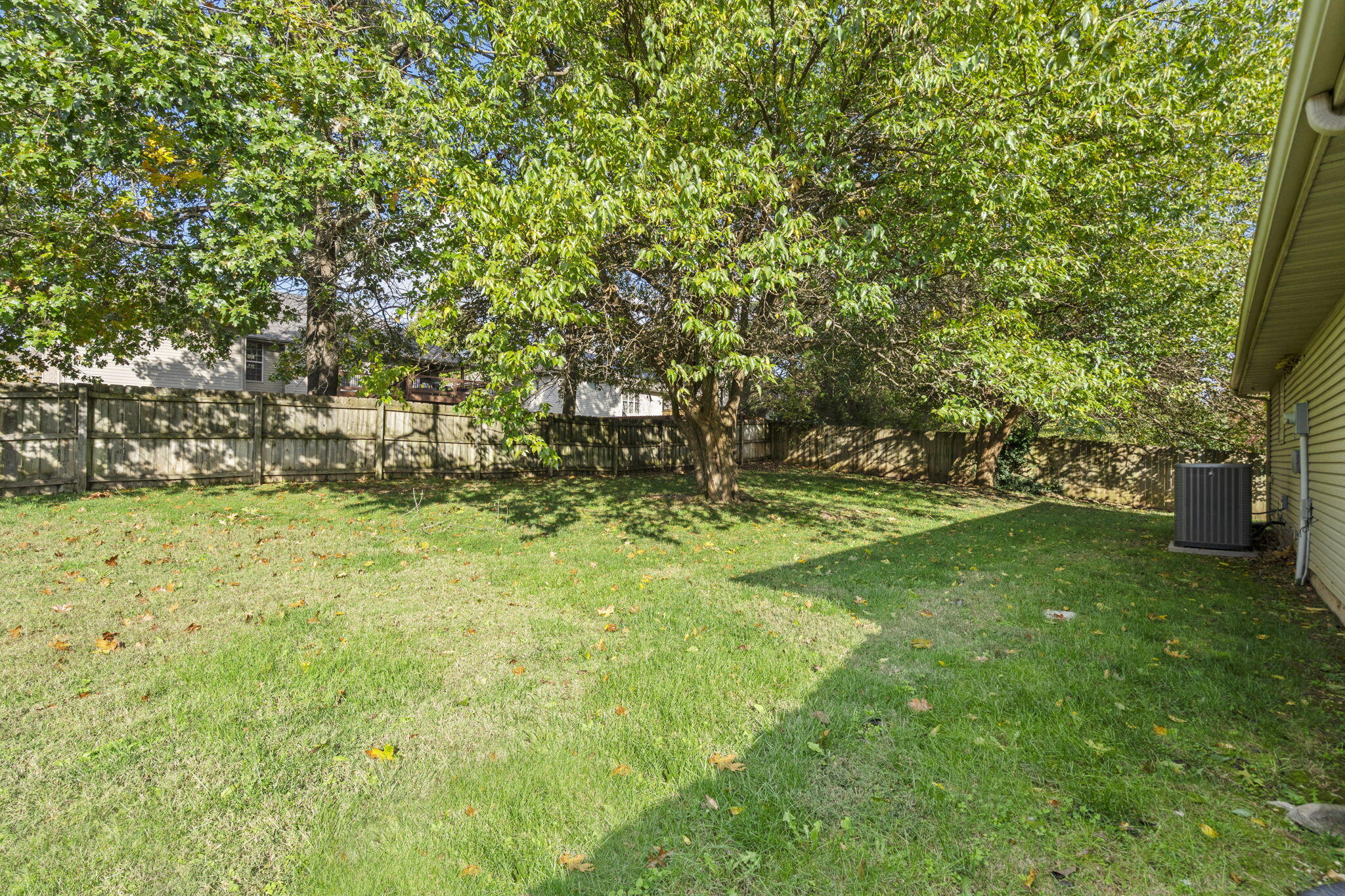 608 South Yellowwood Drive Property Photo 34