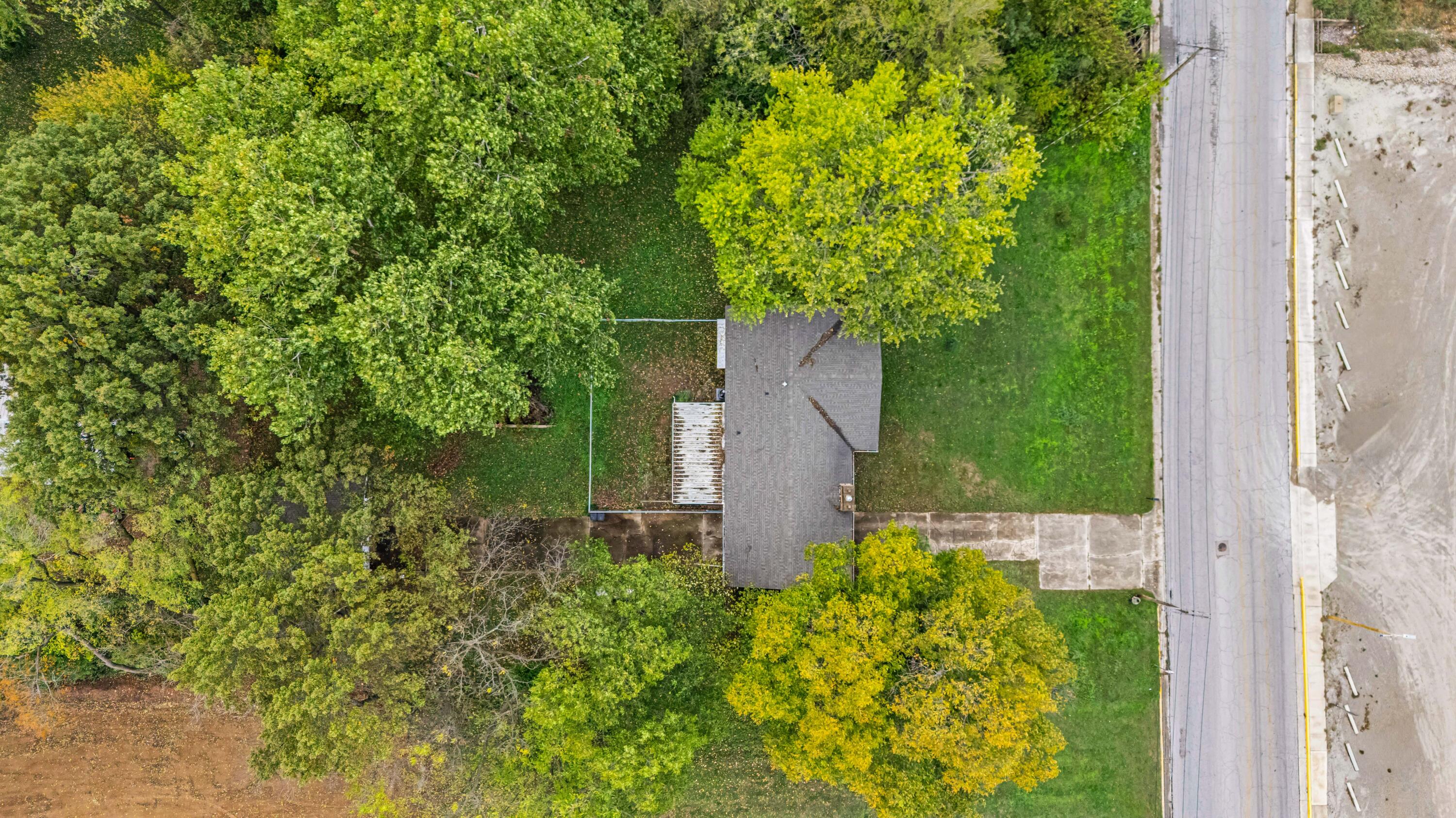 350 East Olden Street Property Photo 41
