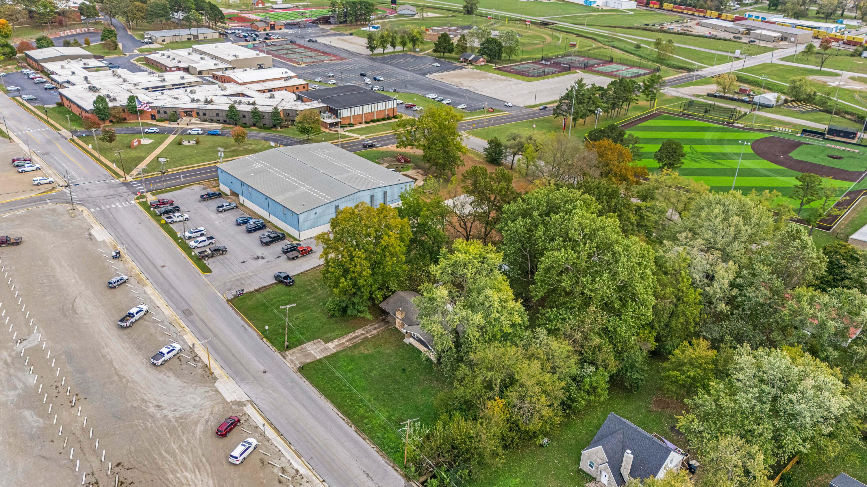350 East Olden Street Property Photo 42