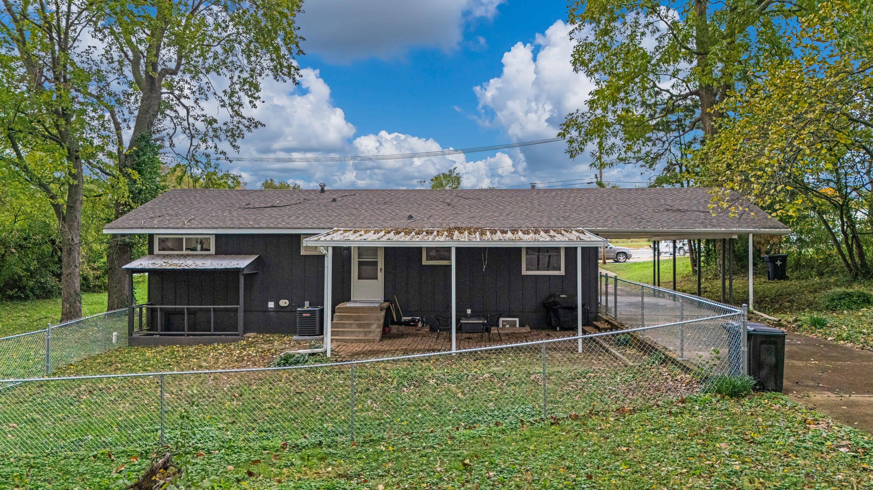 350 East Olden Street Property Photo 45