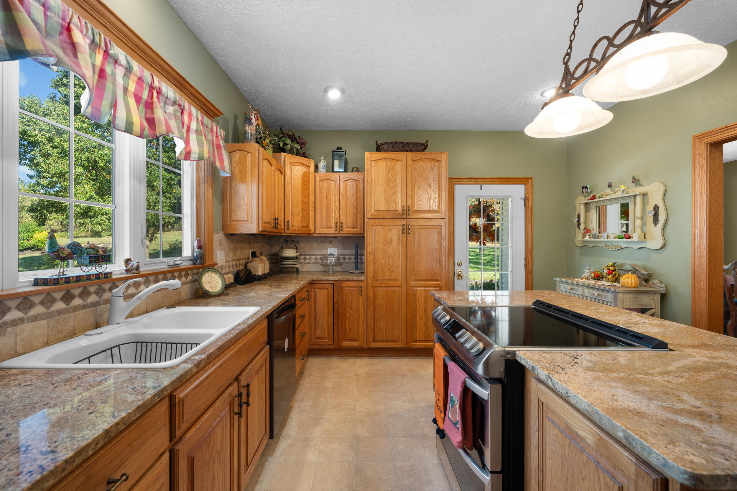 3791 South 125th Road Property Photo 24