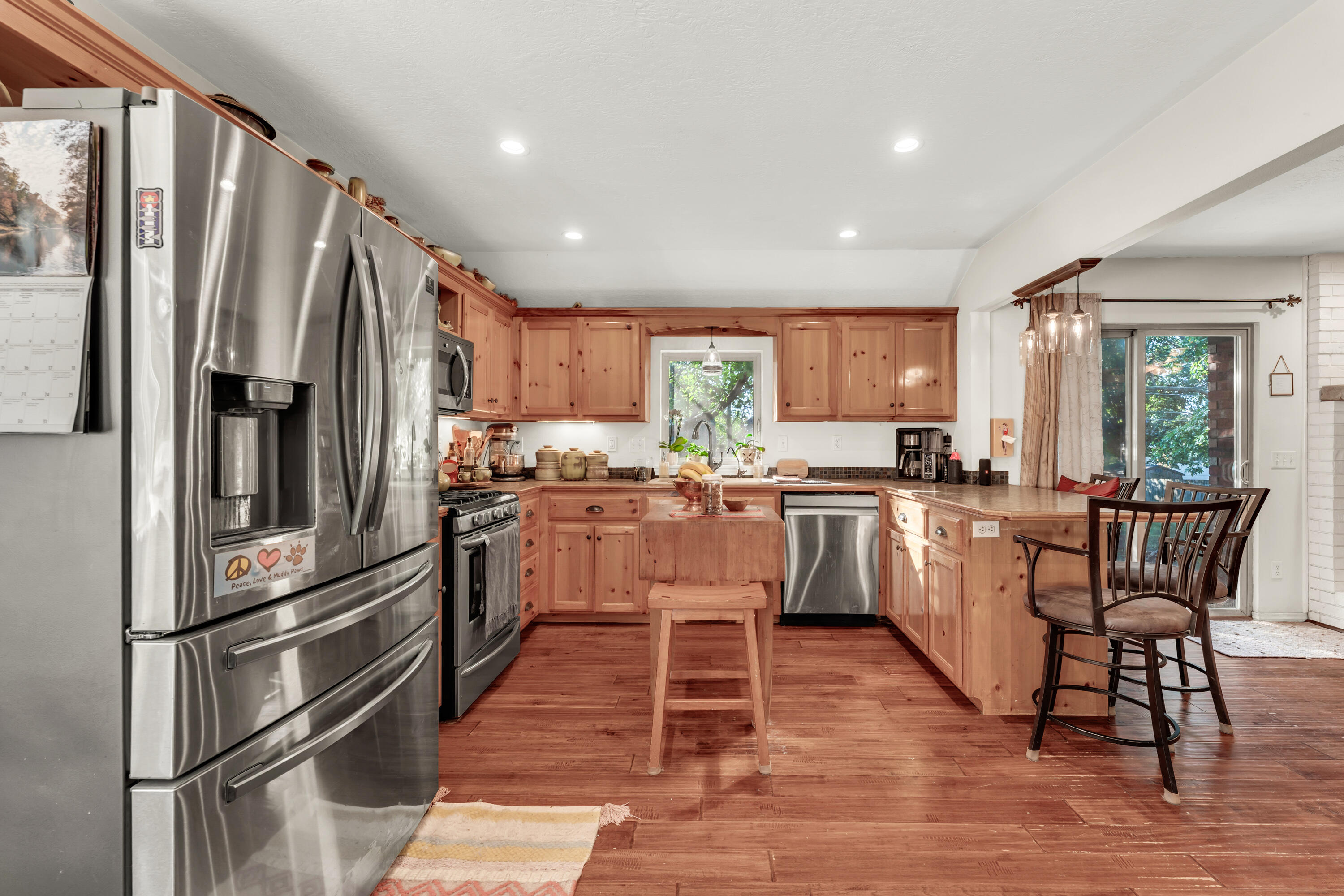 1036 East Manchester Drive Property Photo 10