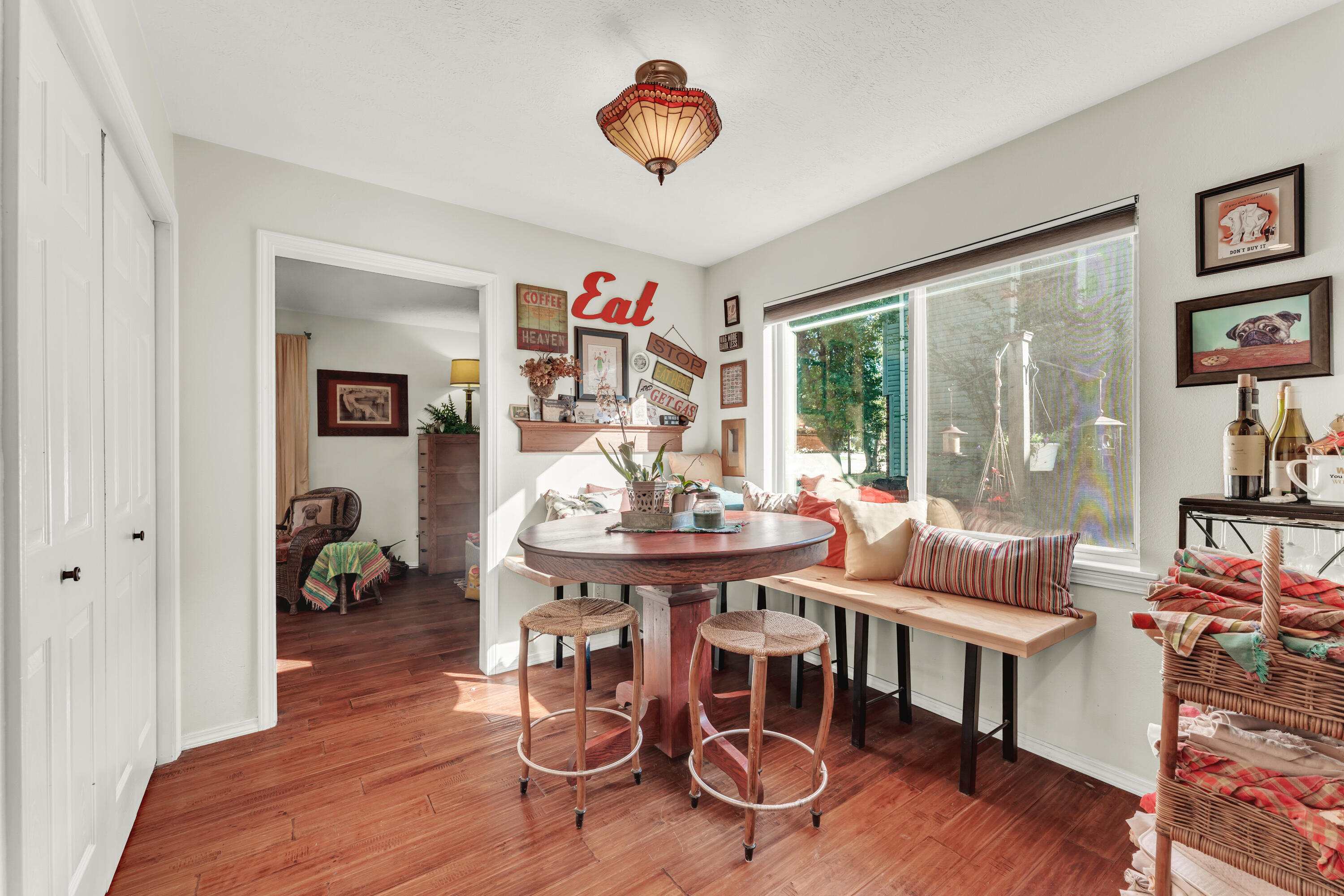 1036 East Manchester Drive Property Photo 13