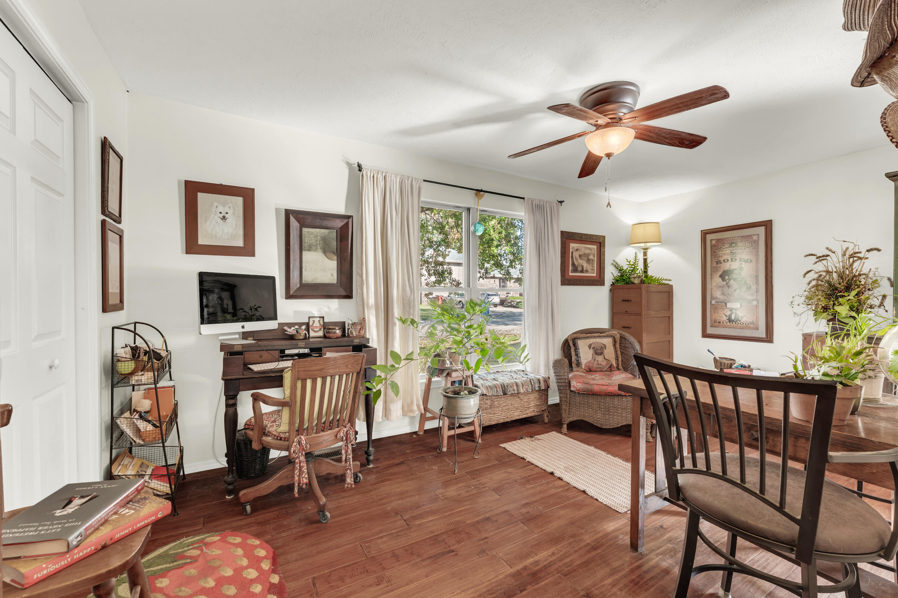 1036 East Manchester Drive Property Photo 15