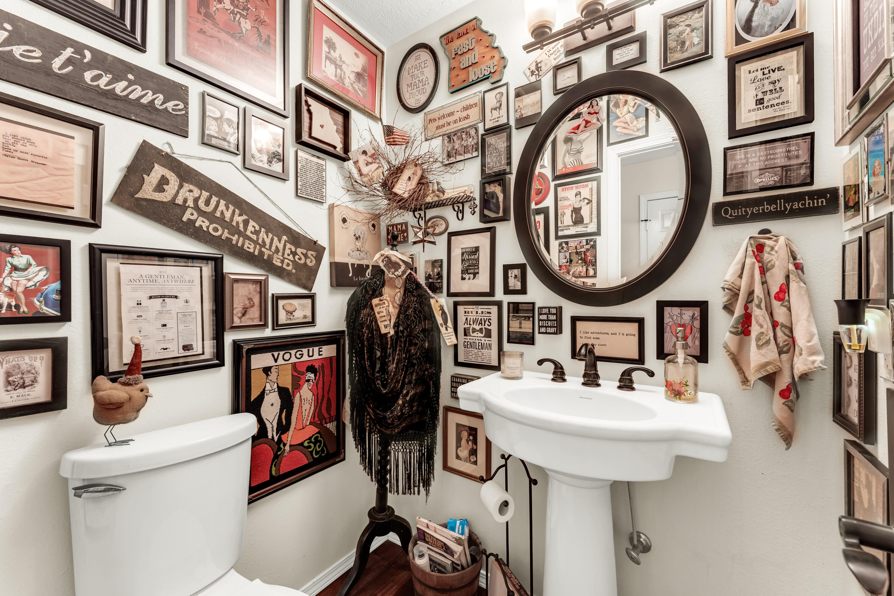 1036 East Manchester Drive Property Photo 16