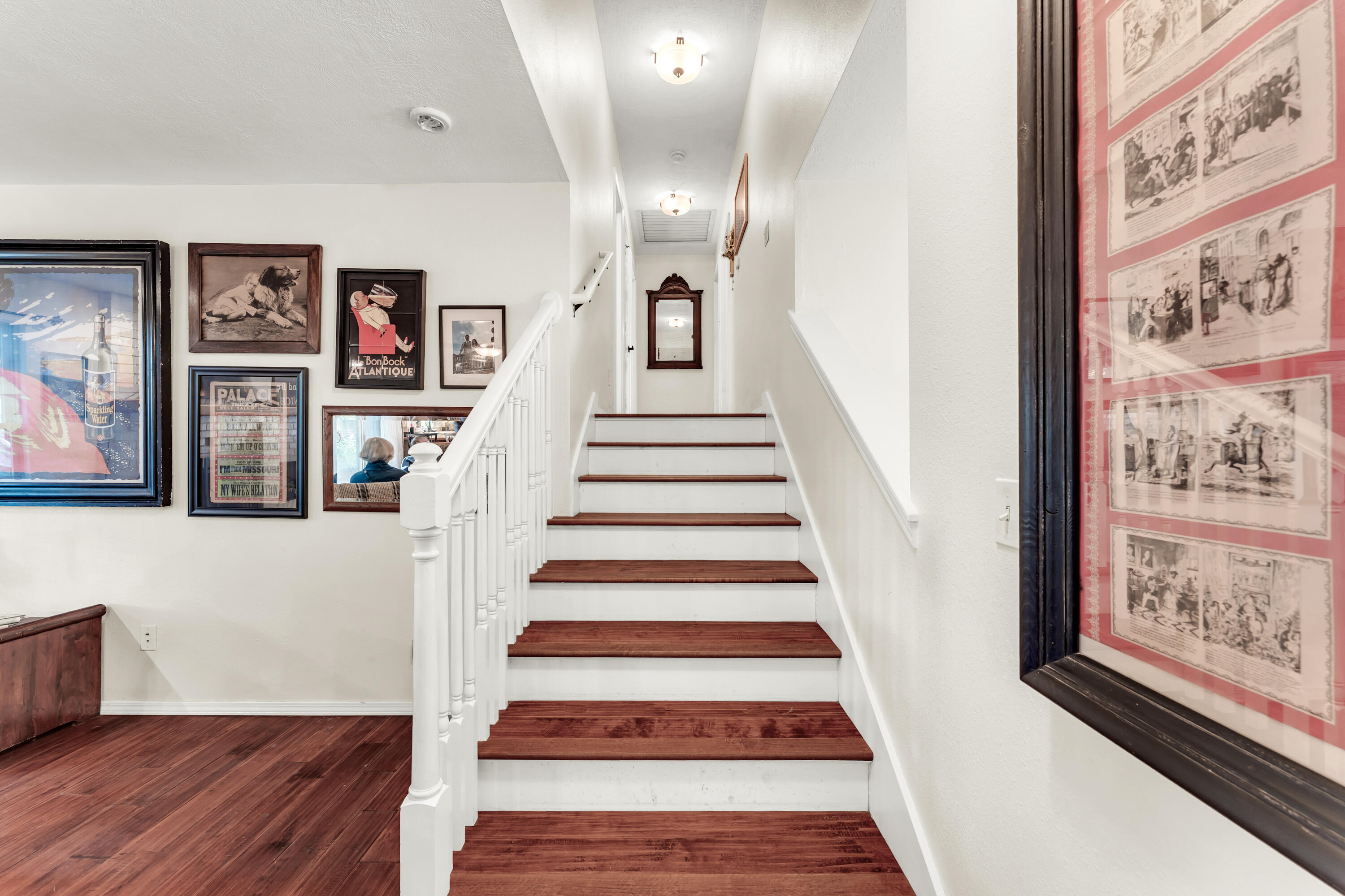 1036 East Manchester Drive Property Photo 17