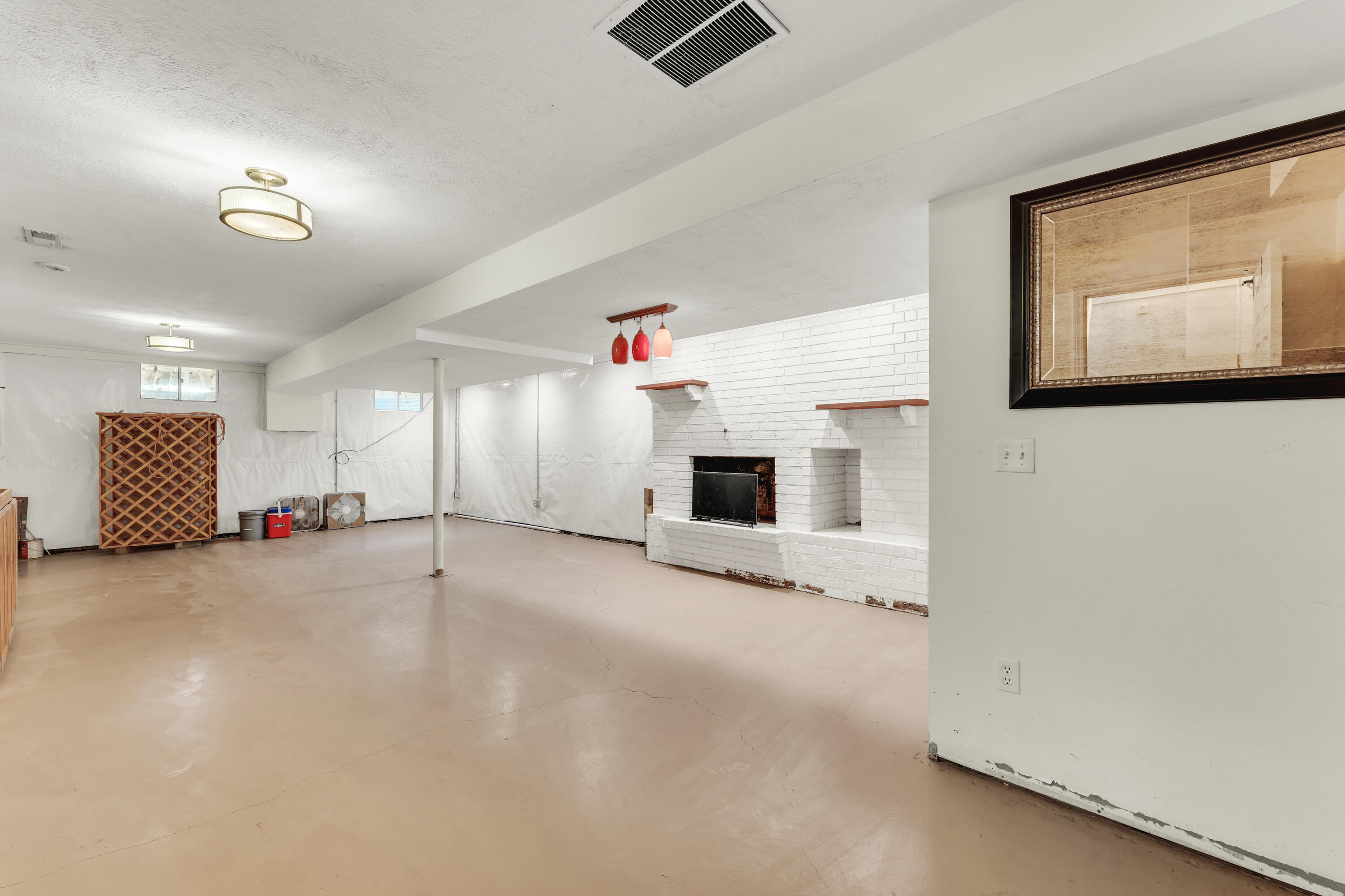 1036 East Manchester Drive Property Photo 26