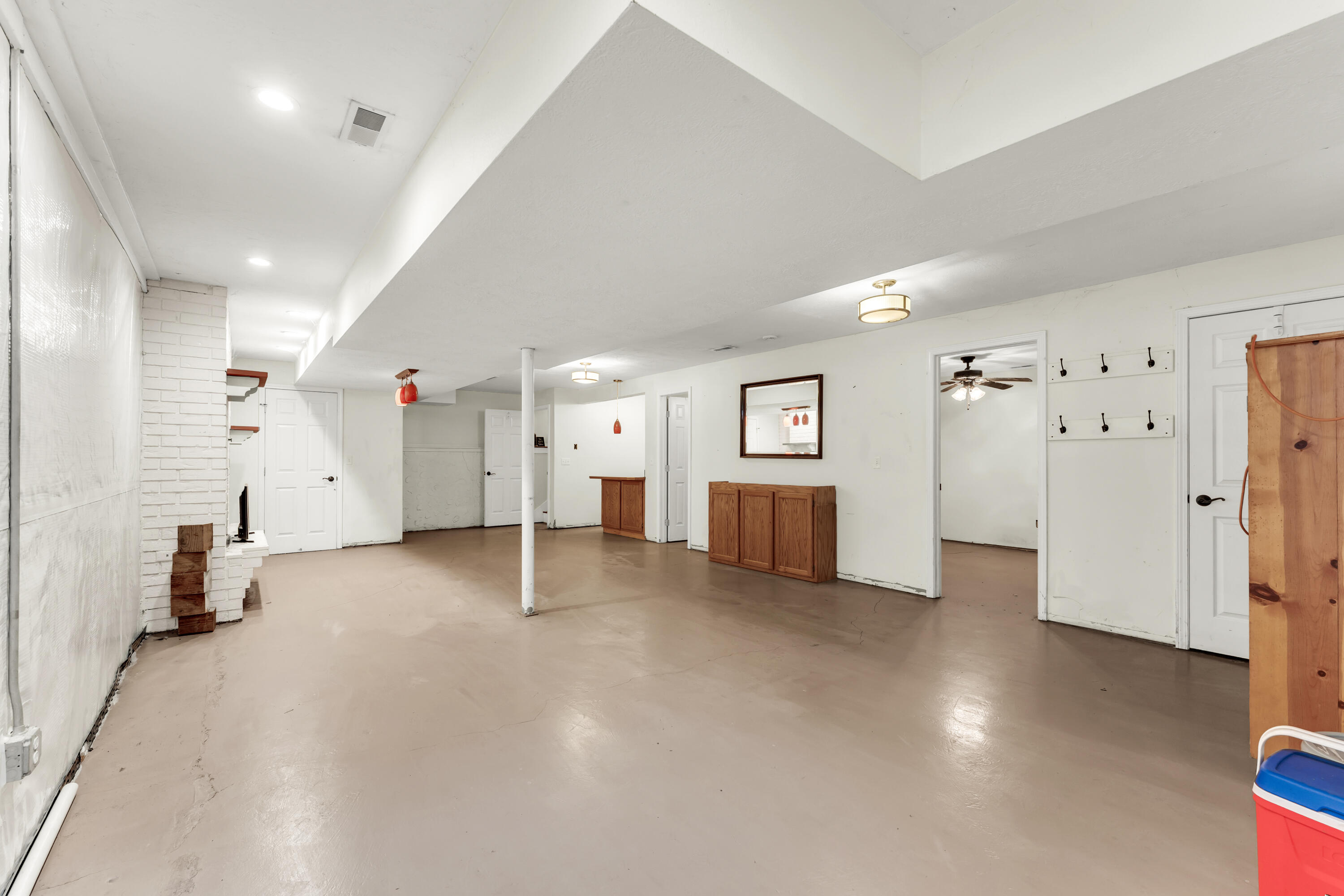 1036 East Manchester Drive Property Photo 31