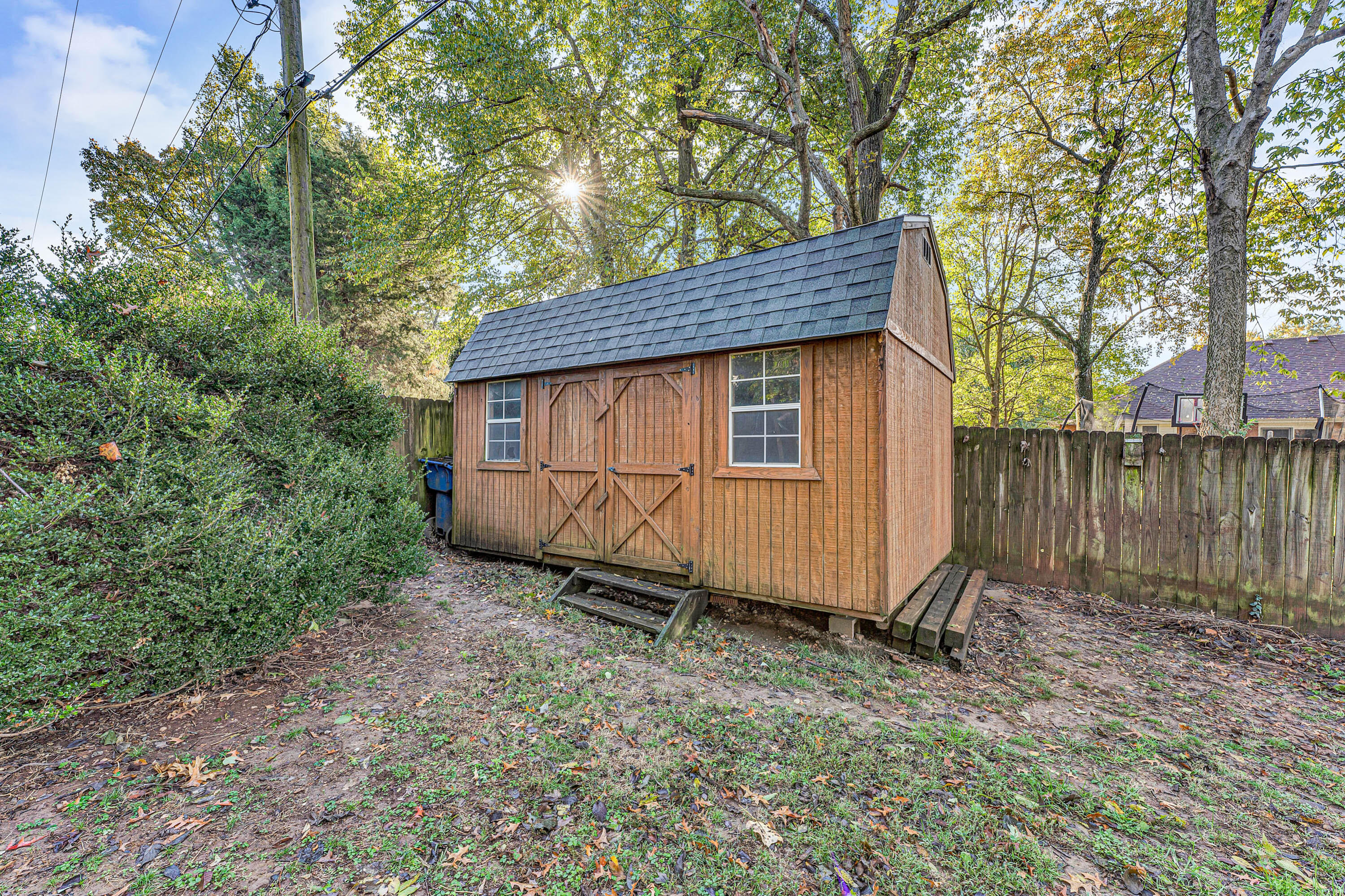 1036 East Manchester Drive Property Photo 38