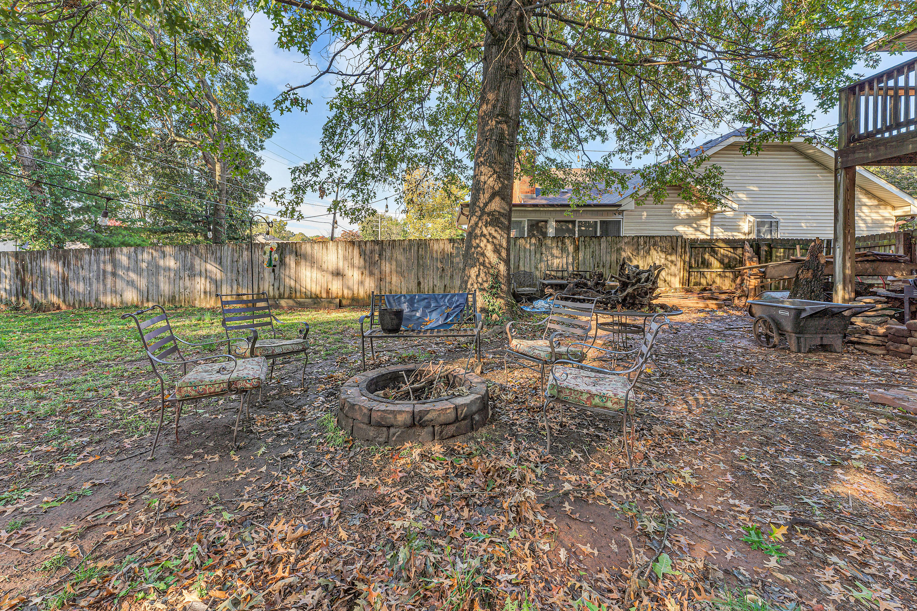 1036 East Manchester Drive Property Photo 42