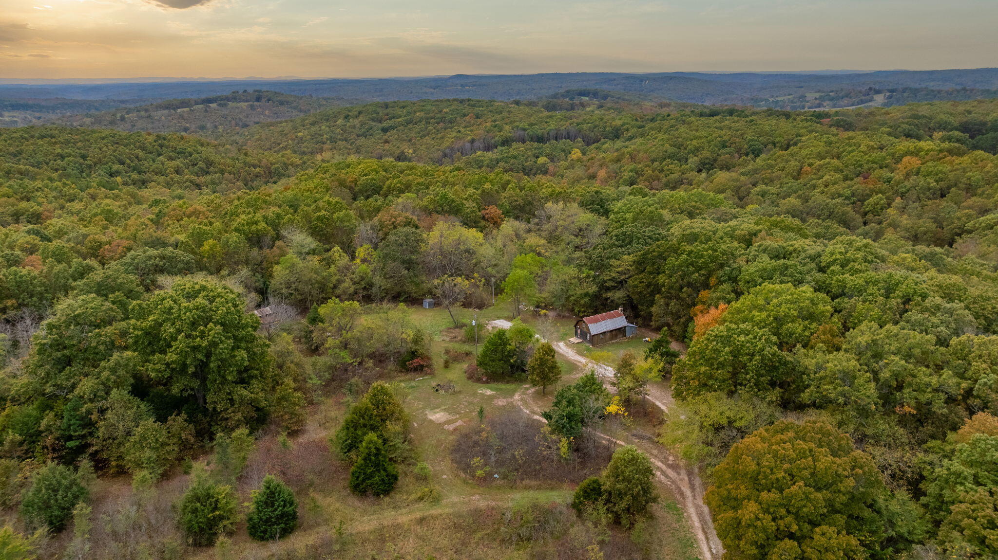 000 Highway V Property Photo 4