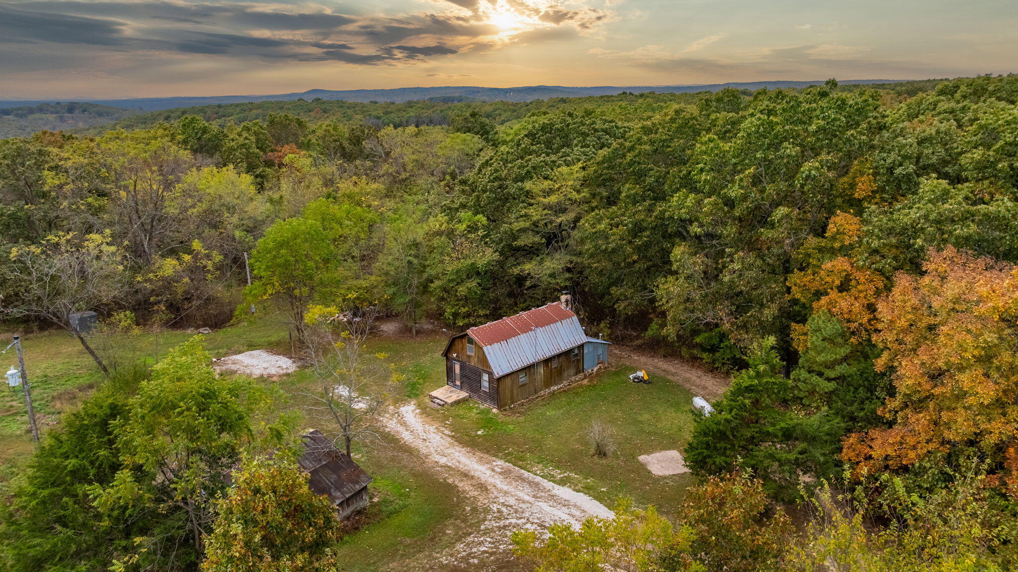 000 Highway V Property Photo 11