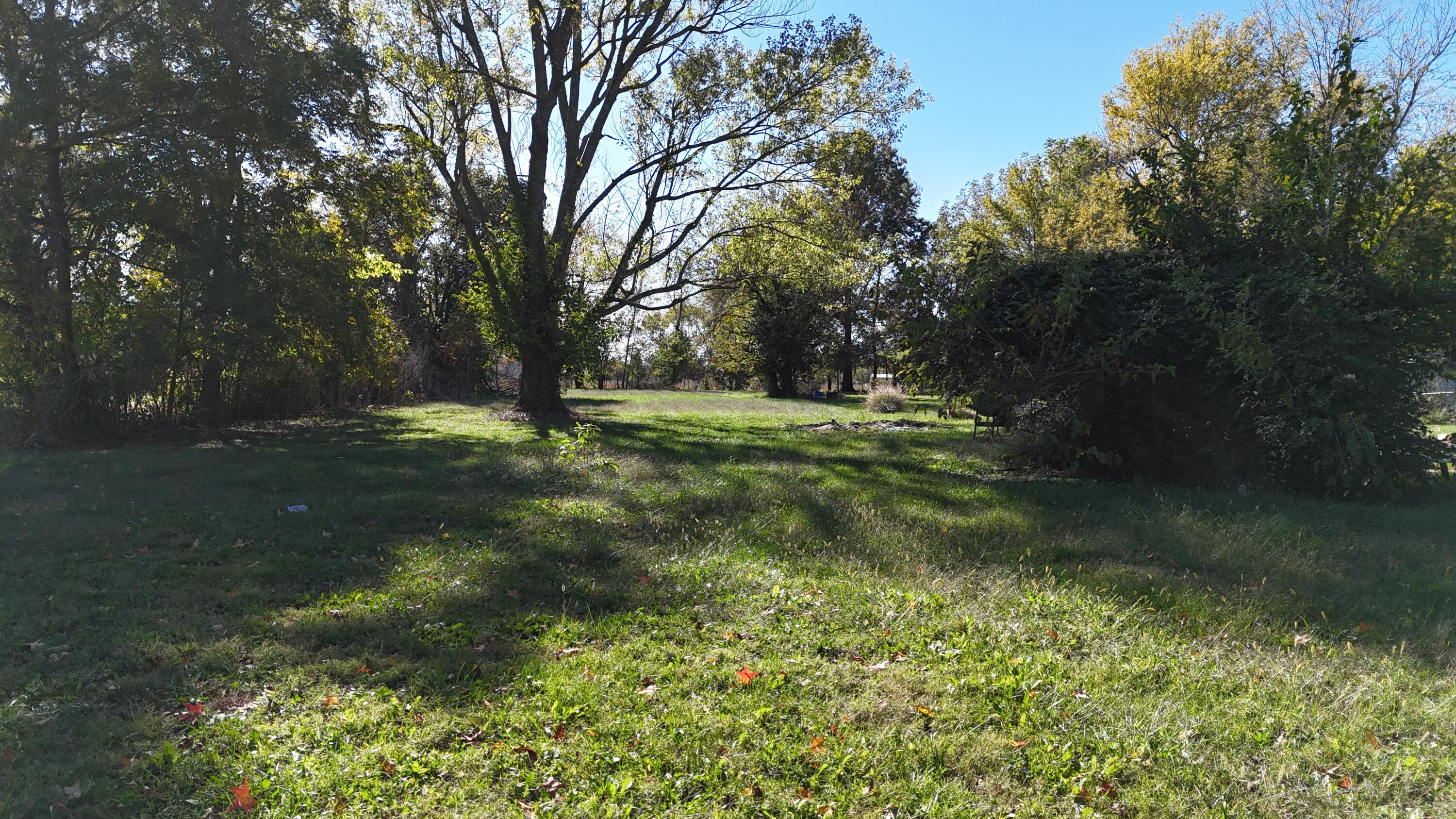 Tract 2 Summit Street Property Photo 4