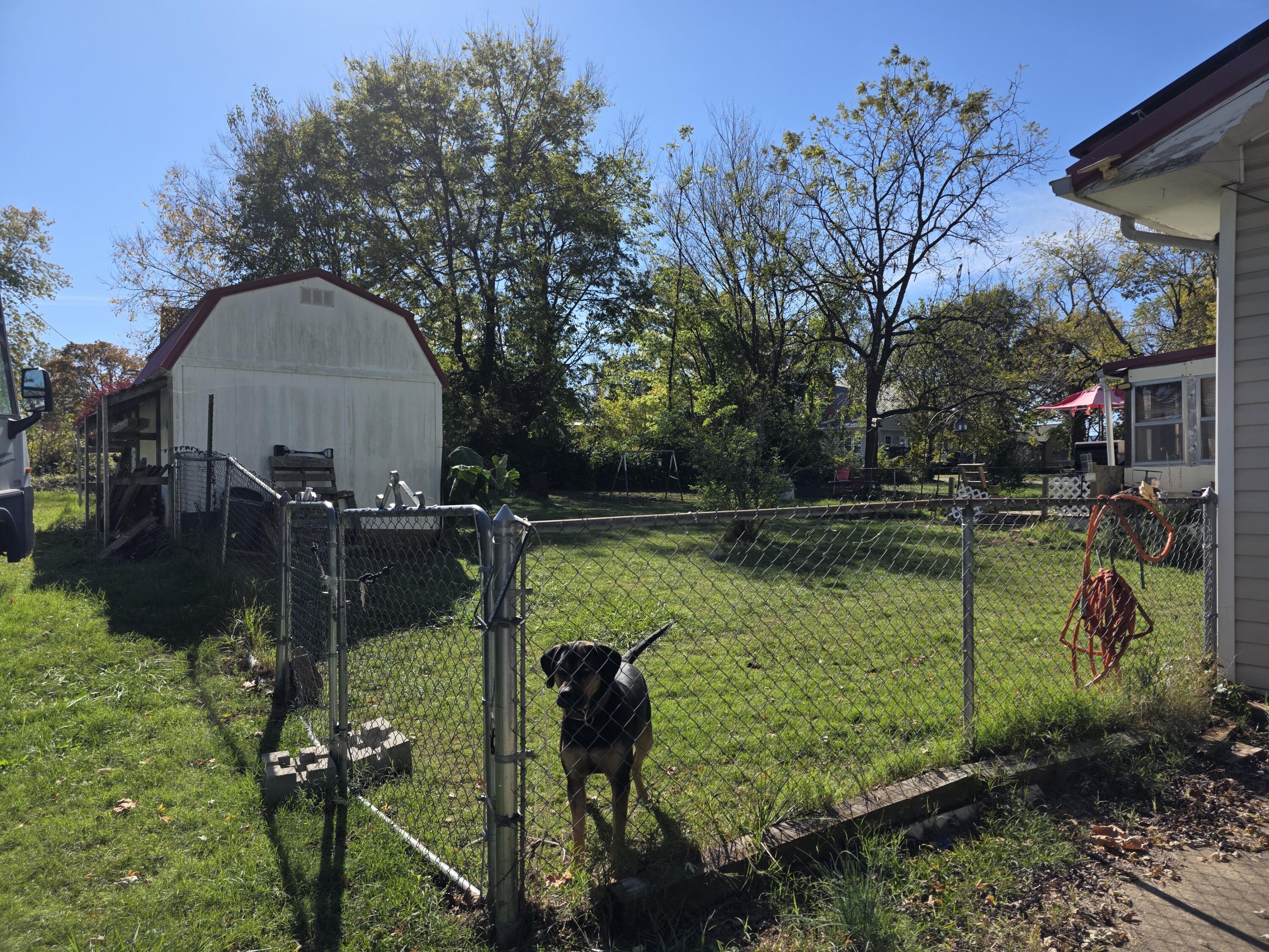 312 South Oak Avenue Property Photo 6