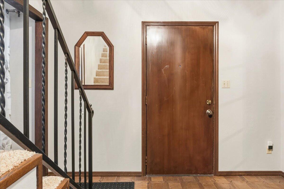 3714 North Mount Zion Court Property Photo 4