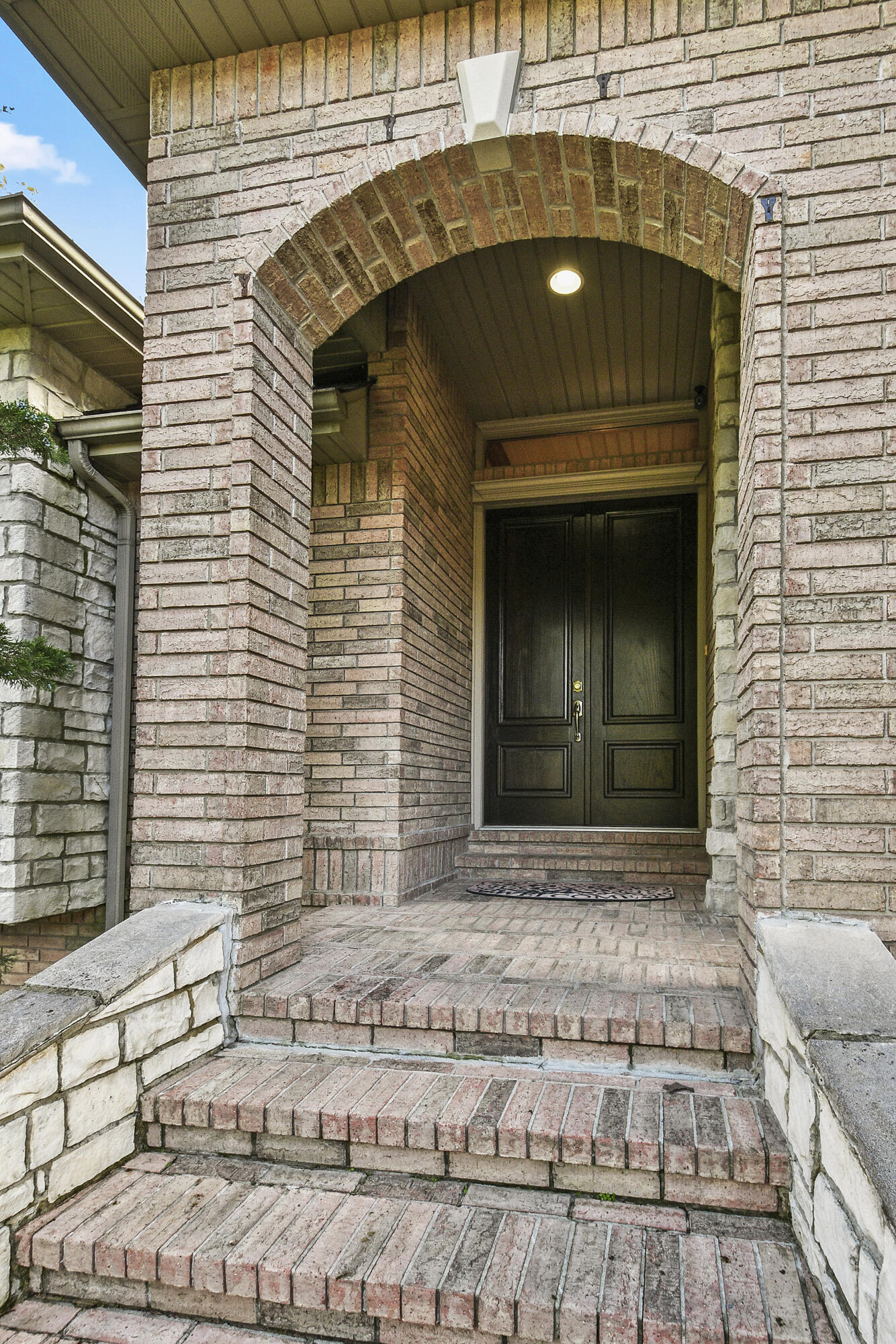 3464 East Bluff Point Drive Property Photo 8