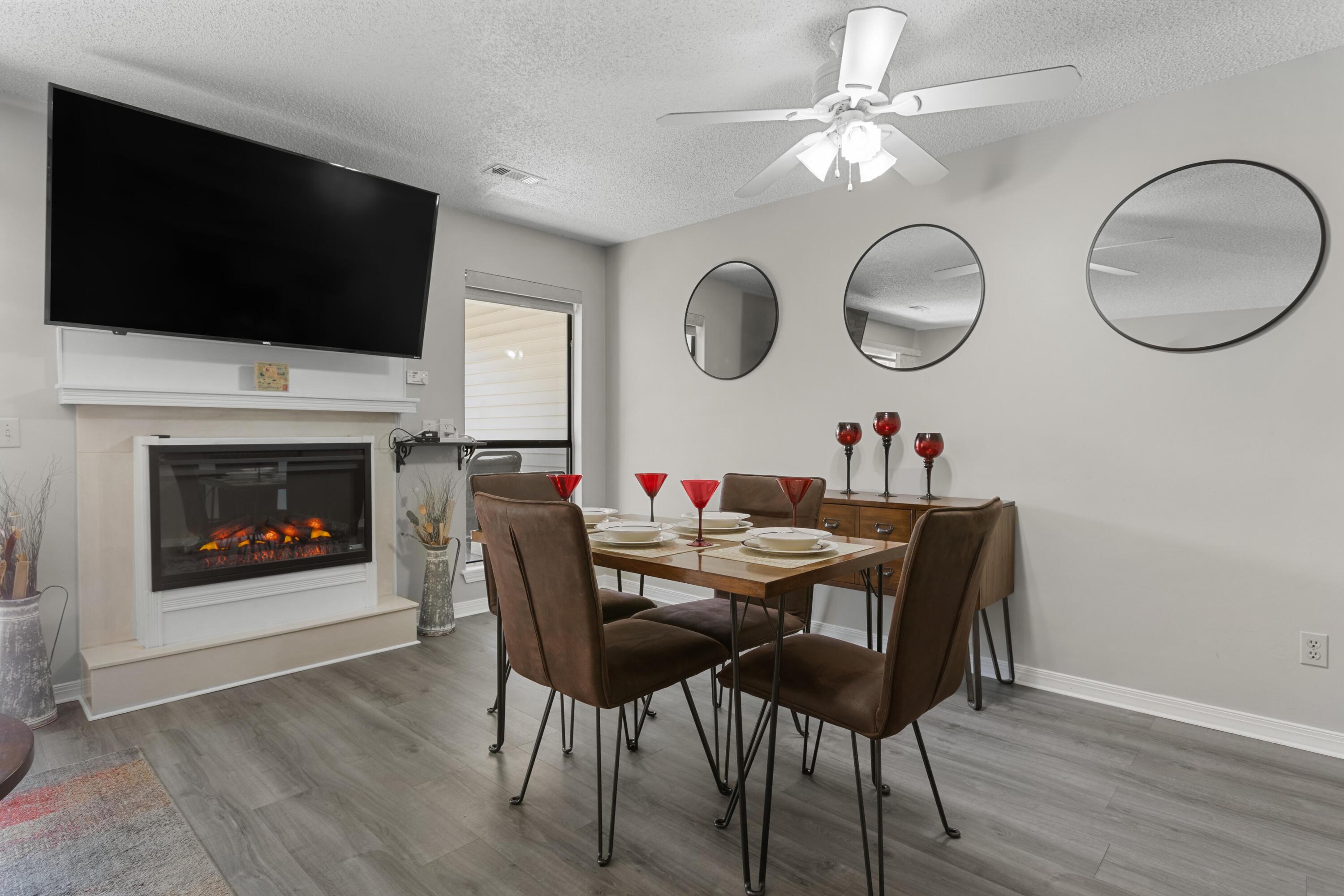 302 Turnberry Drive Property Photo 8