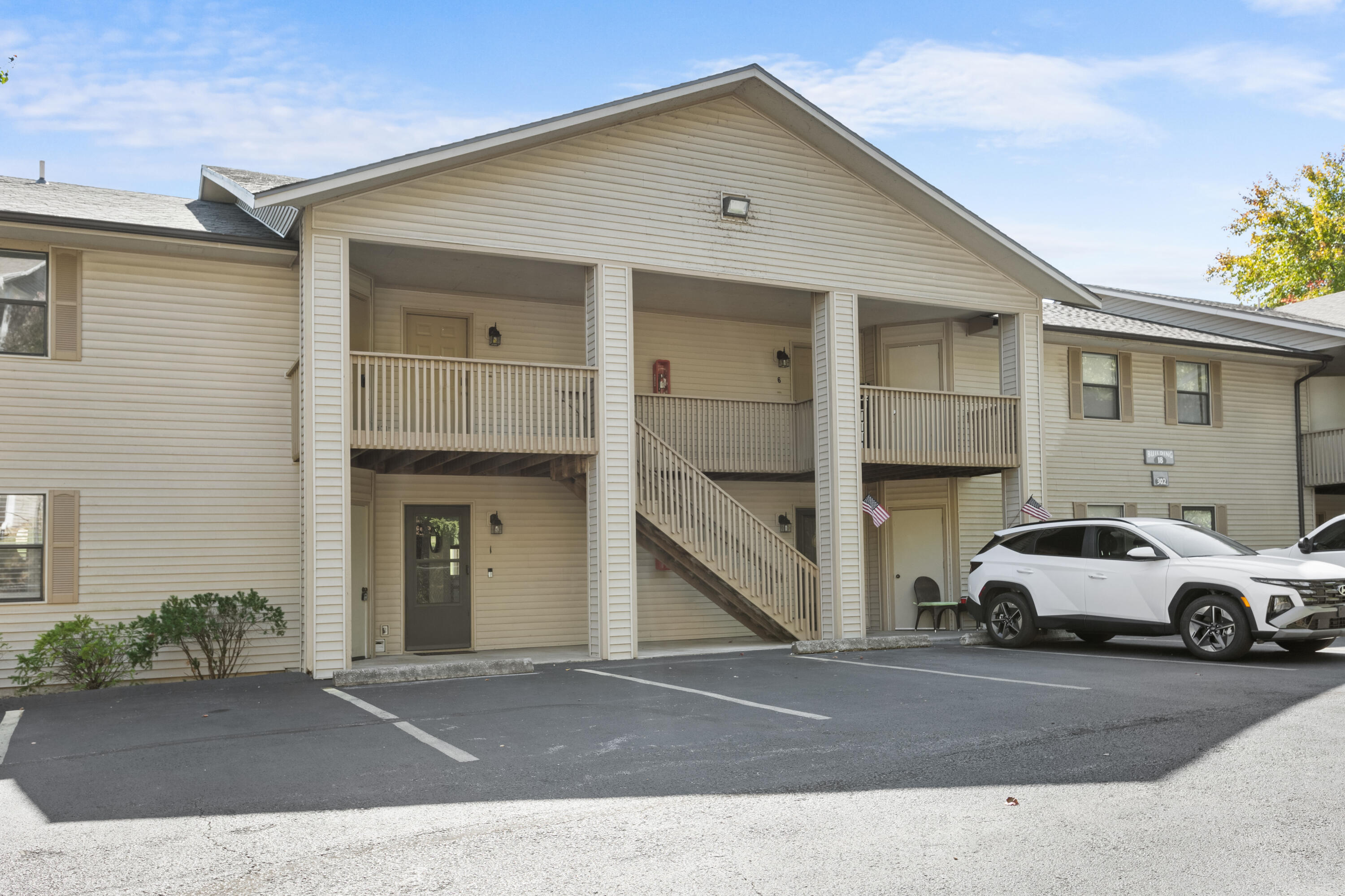 302 Turnberry Drive Property Photo 21