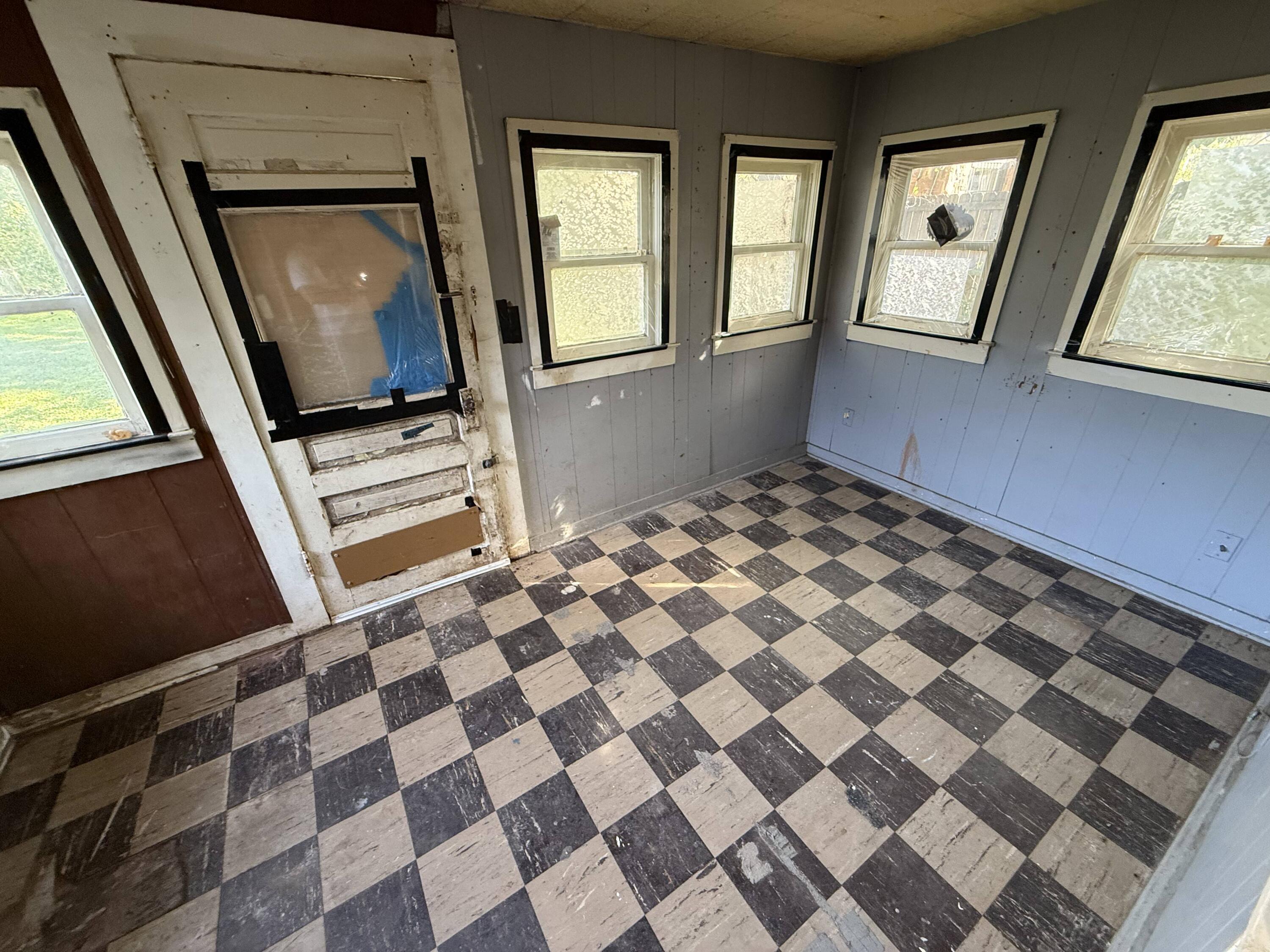 1460 South Jefferson Avenue Property Photo 17