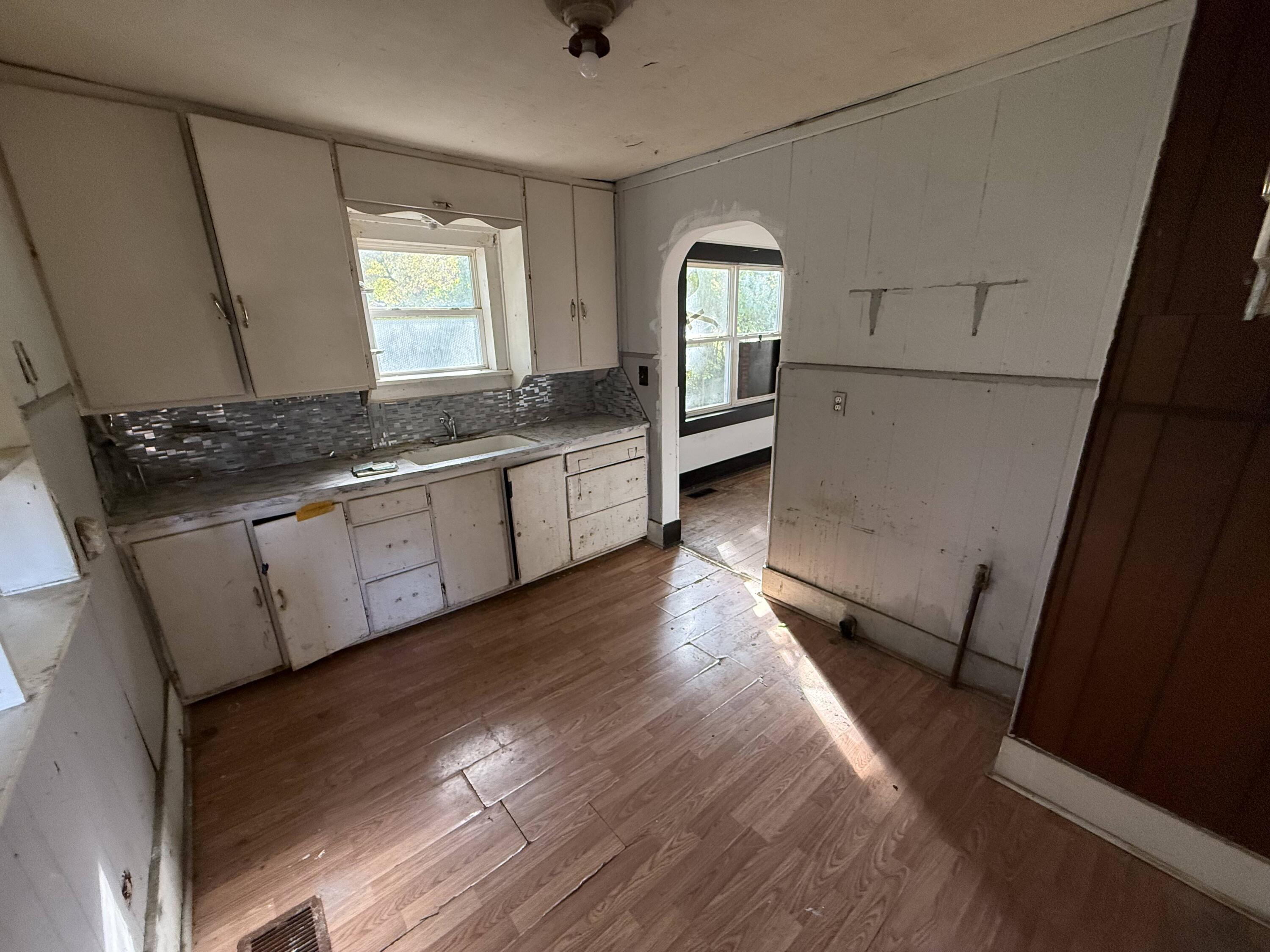 1460 South Jefferson Avenue Property Photo 18