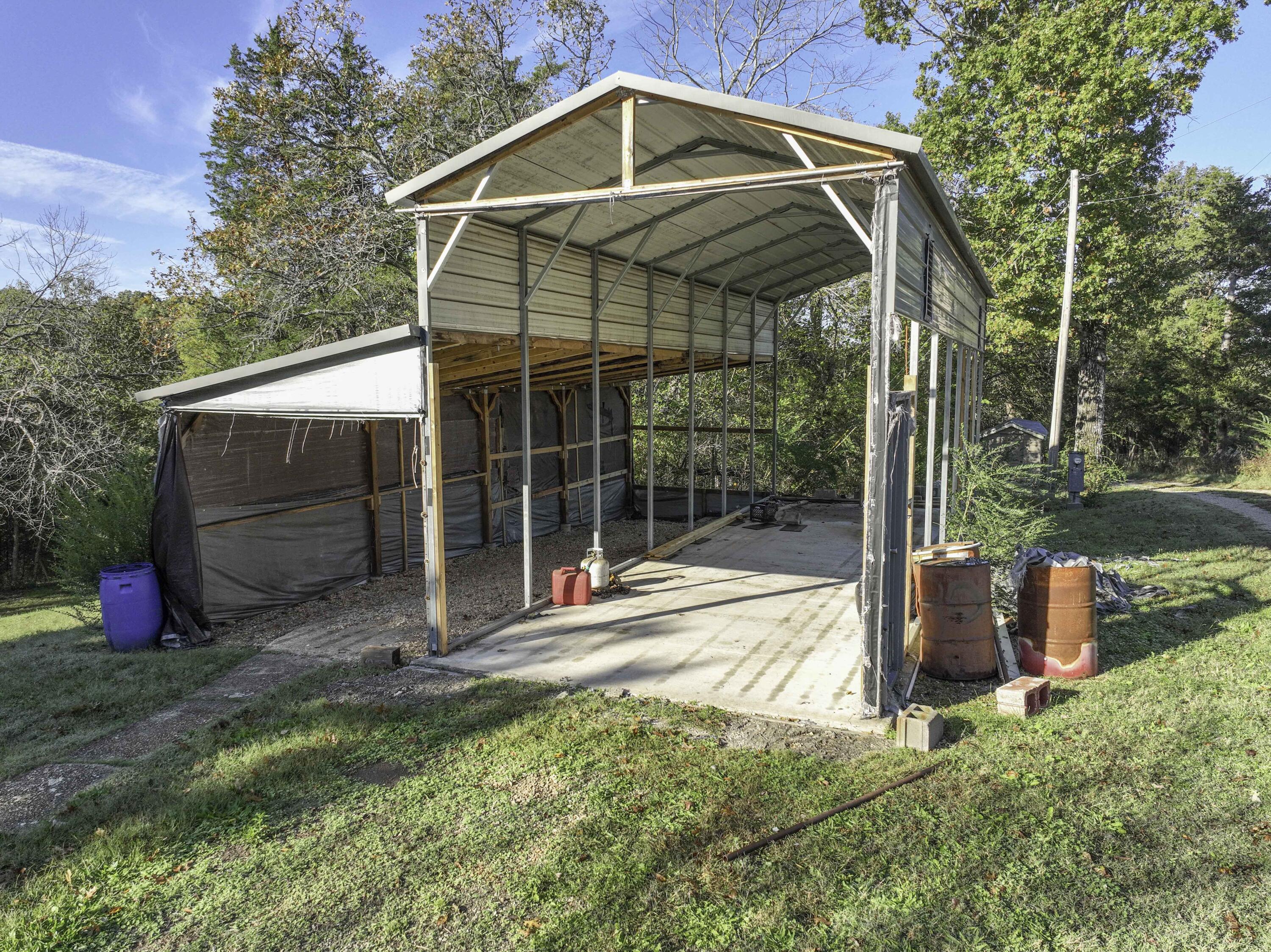 421 Newport Drive Property Photo 3