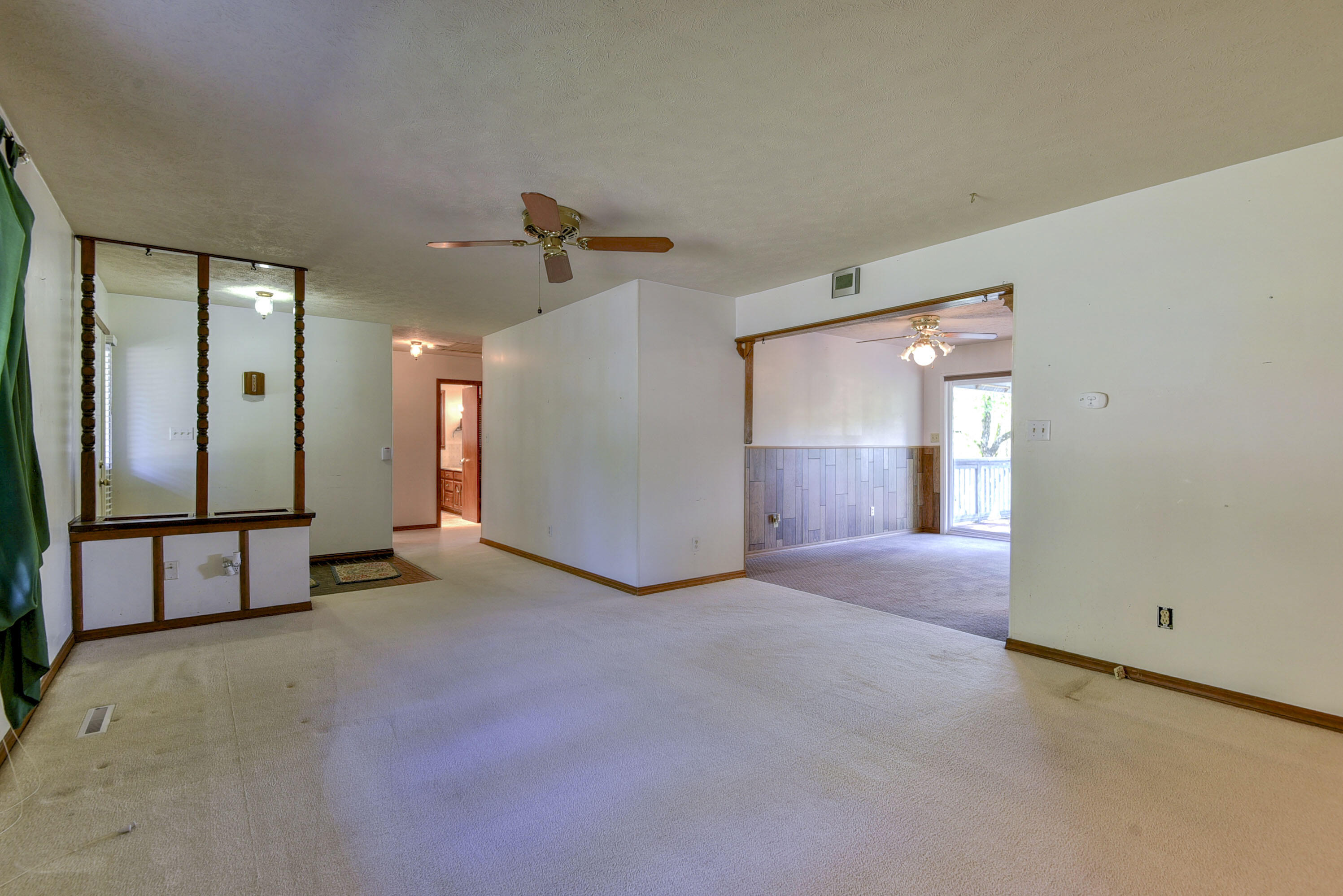 421 Newport Drive Property Photo 11