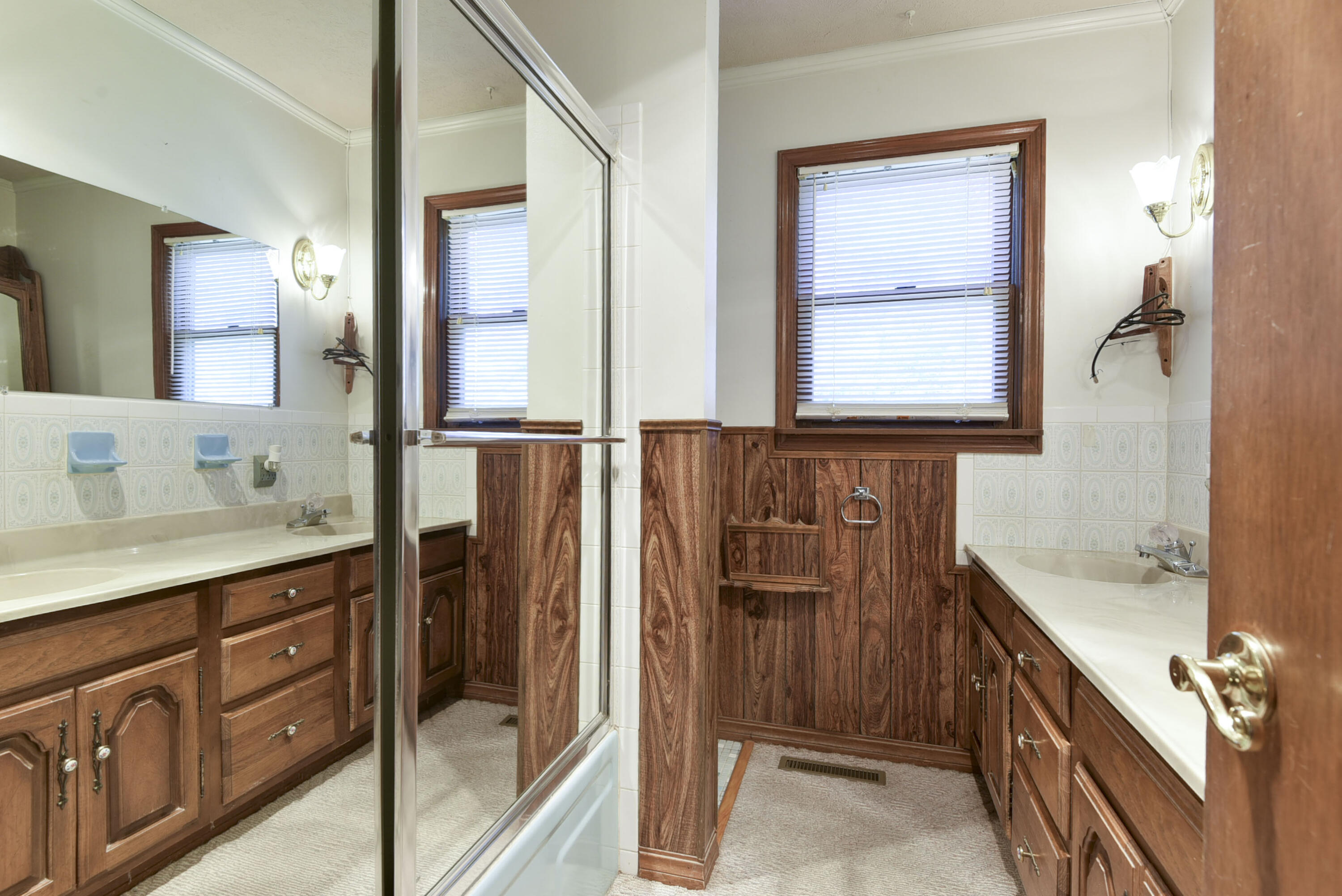 421 Newport Drive Property Photo 19