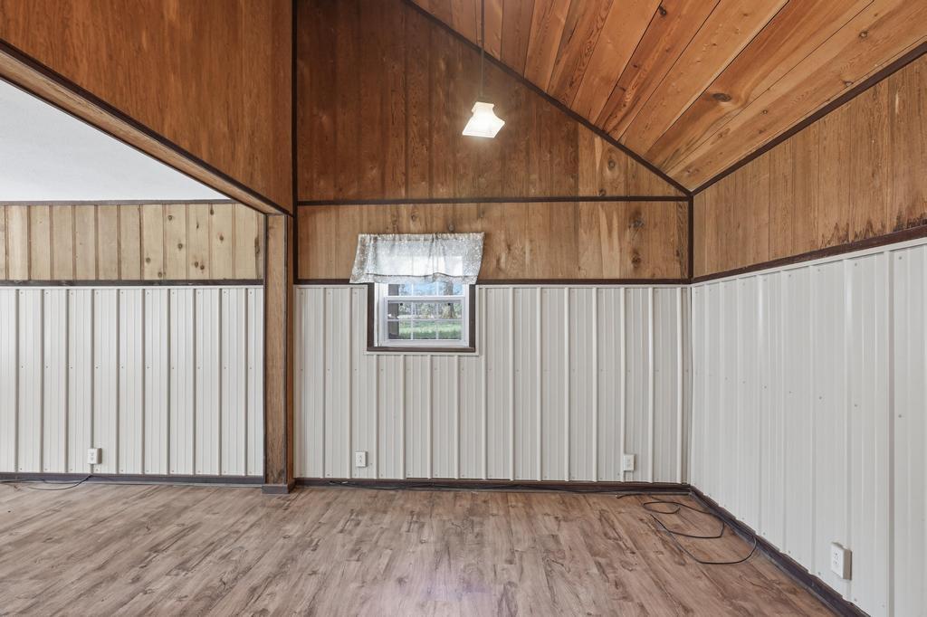 1612-2 County Road 150 Property Photo 8