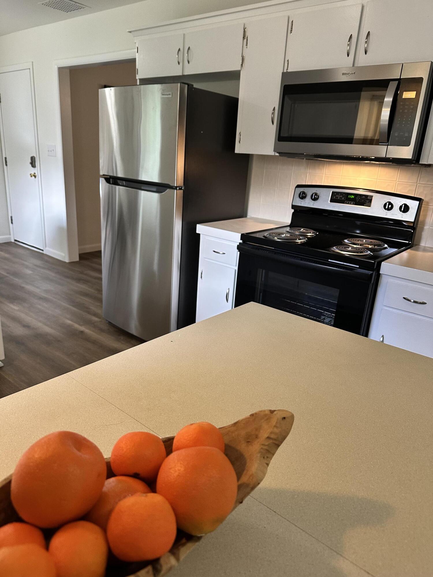 1954 South Dollison Avenue Property Photo 6