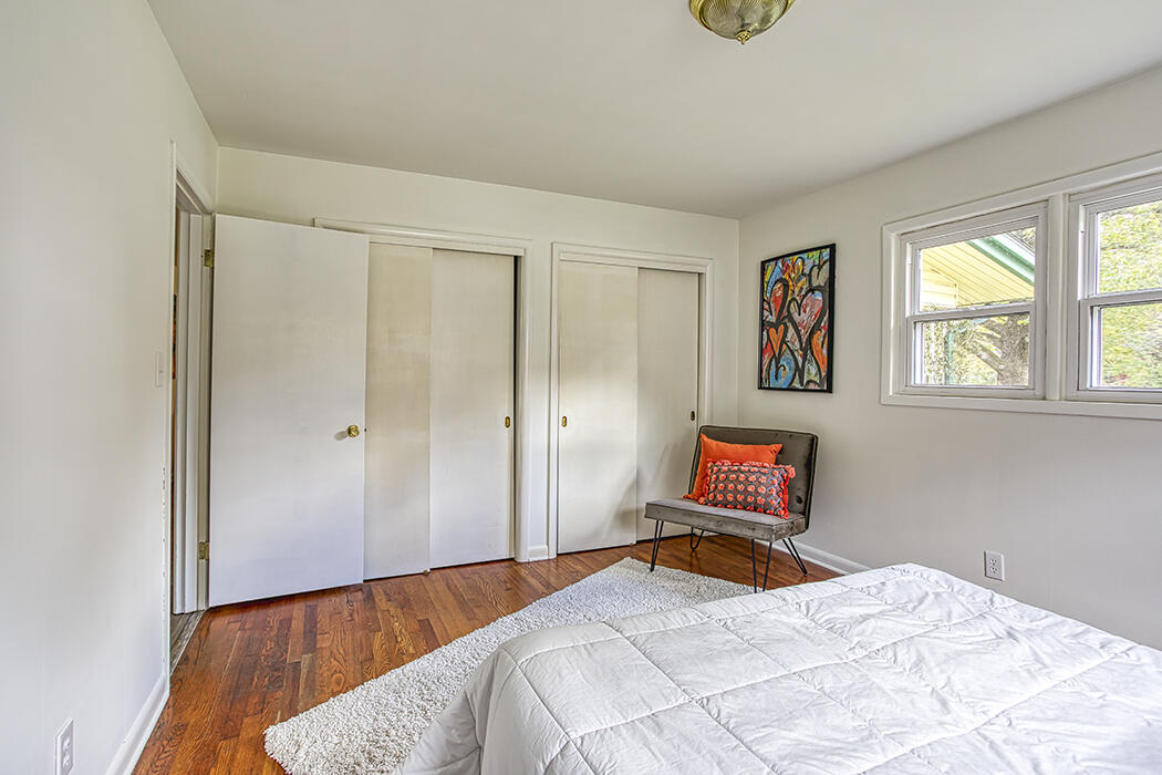 1954 South Dollison Avenue Property Photo 13