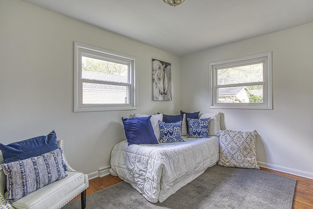 1954 South Dollison Avenue Property Photo 21