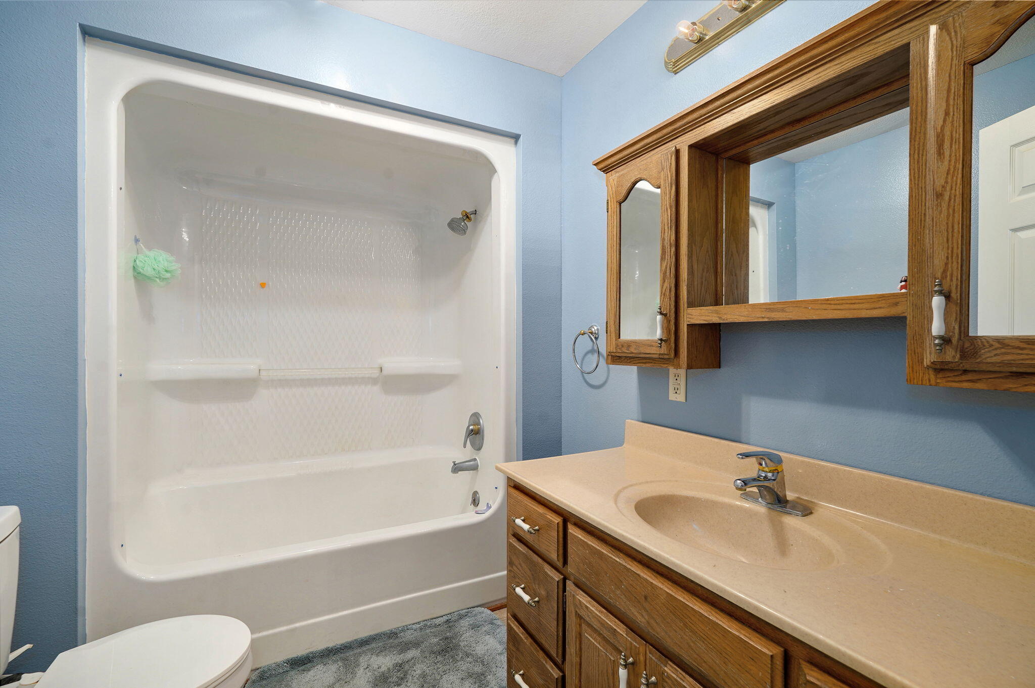 12272 Lawrence 2220 Property Photo 40