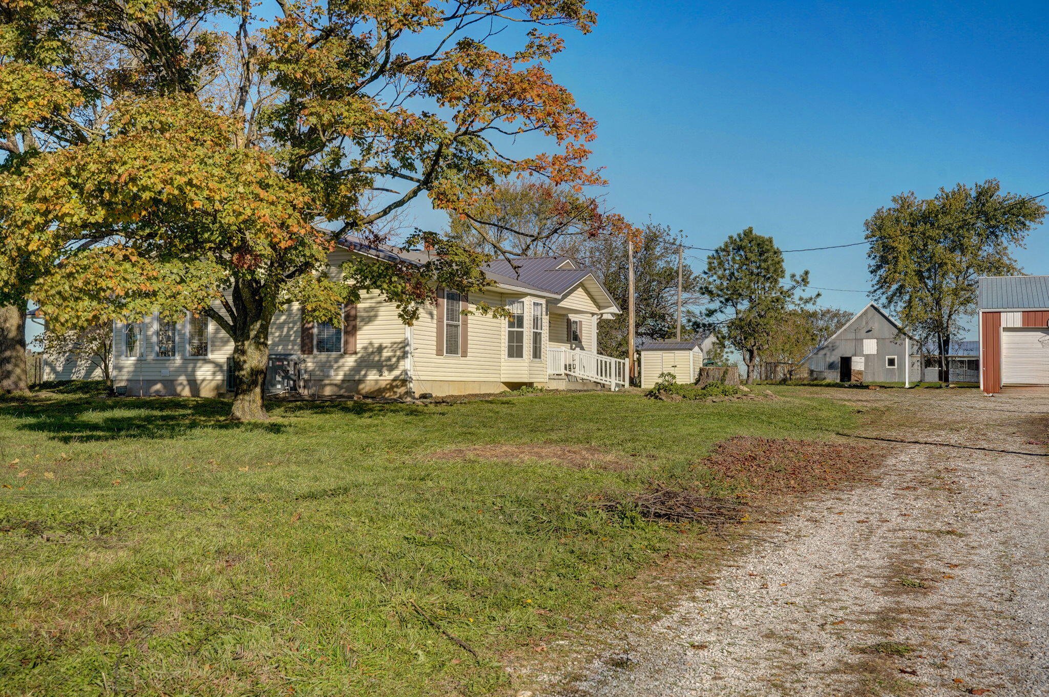 12272 Lawrence 2220 Property Photo 3