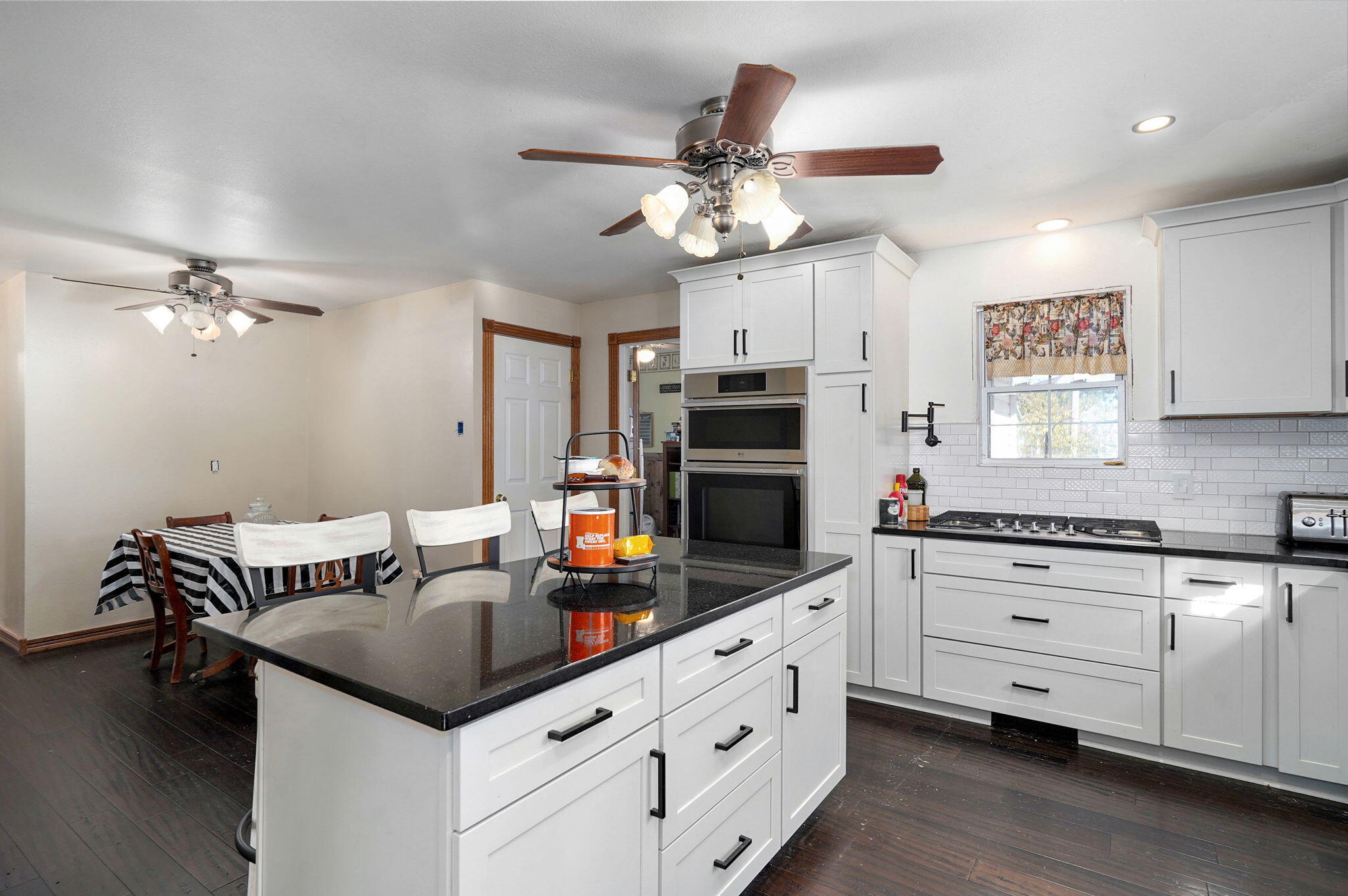 12272 Lawrence 2220 Property Photo 20