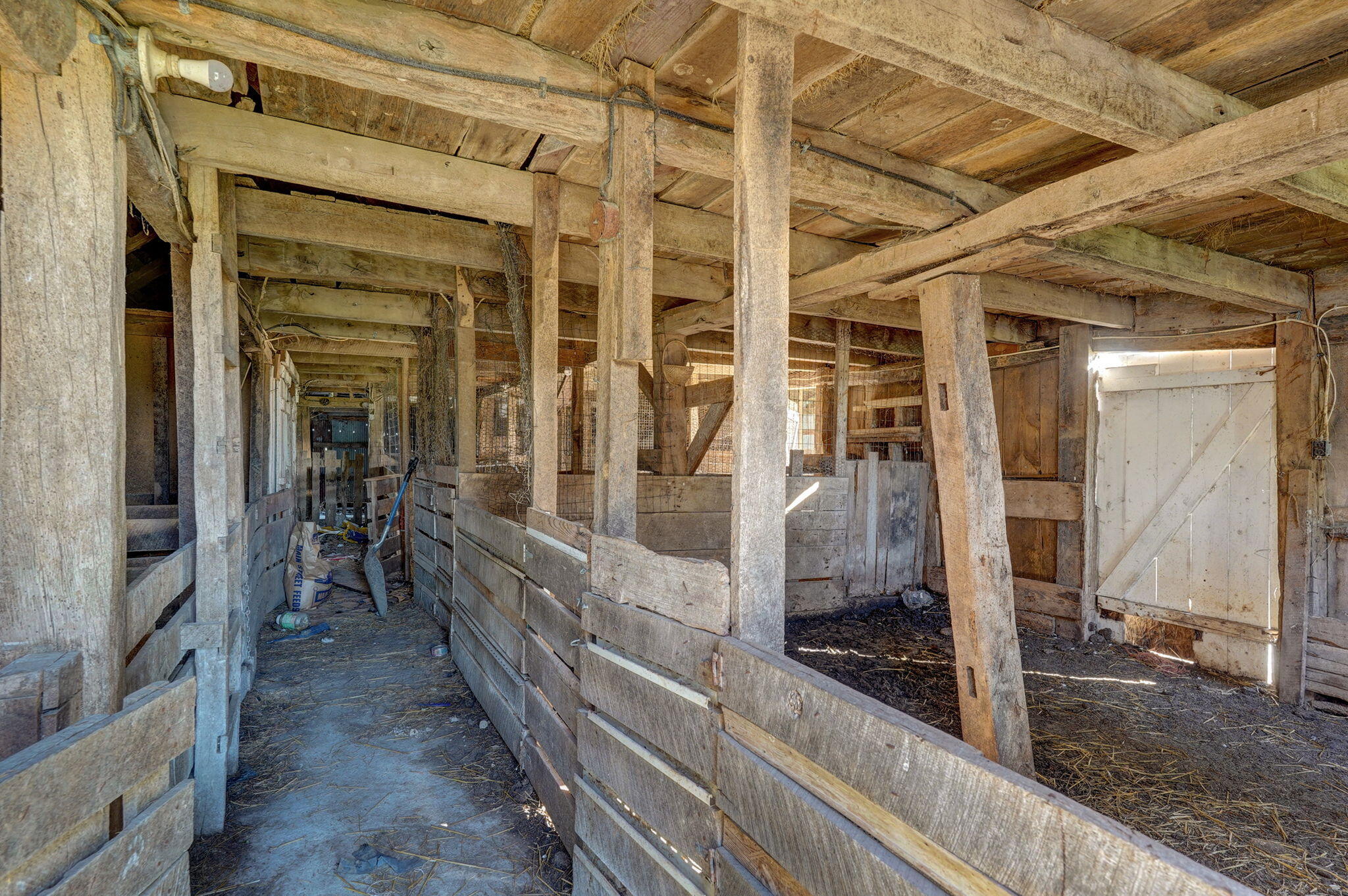 12272 Lawrence 2220 Property Photo 65