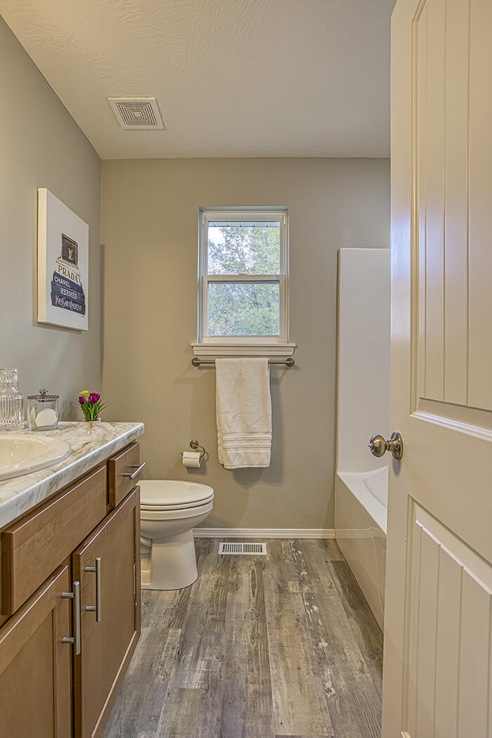 4329 North Toby Avenue Property Photo 11