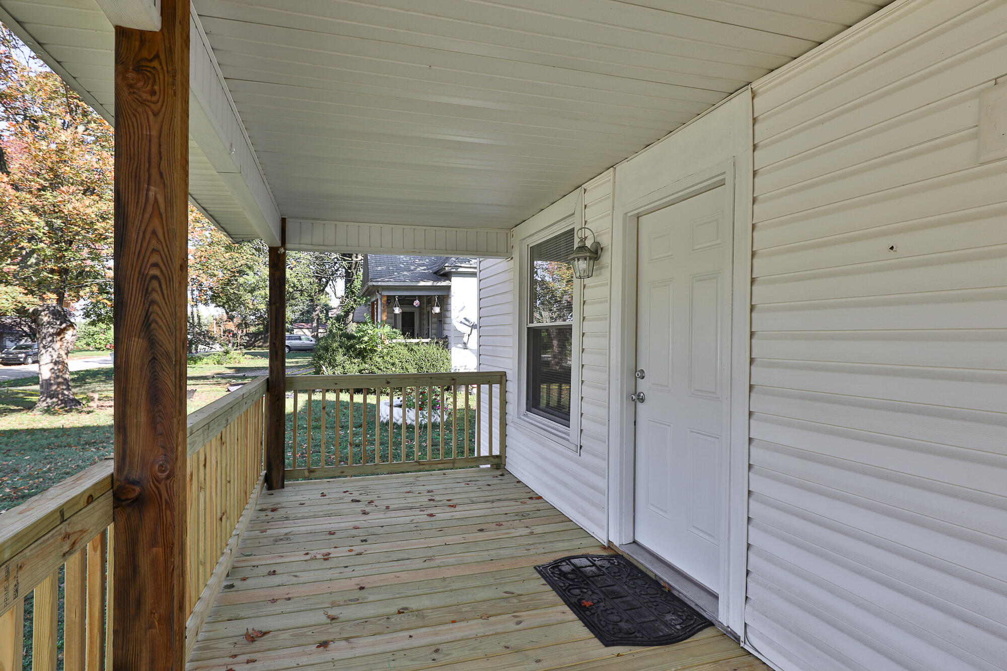 1902 North Missouri Avenue Property Photo 3