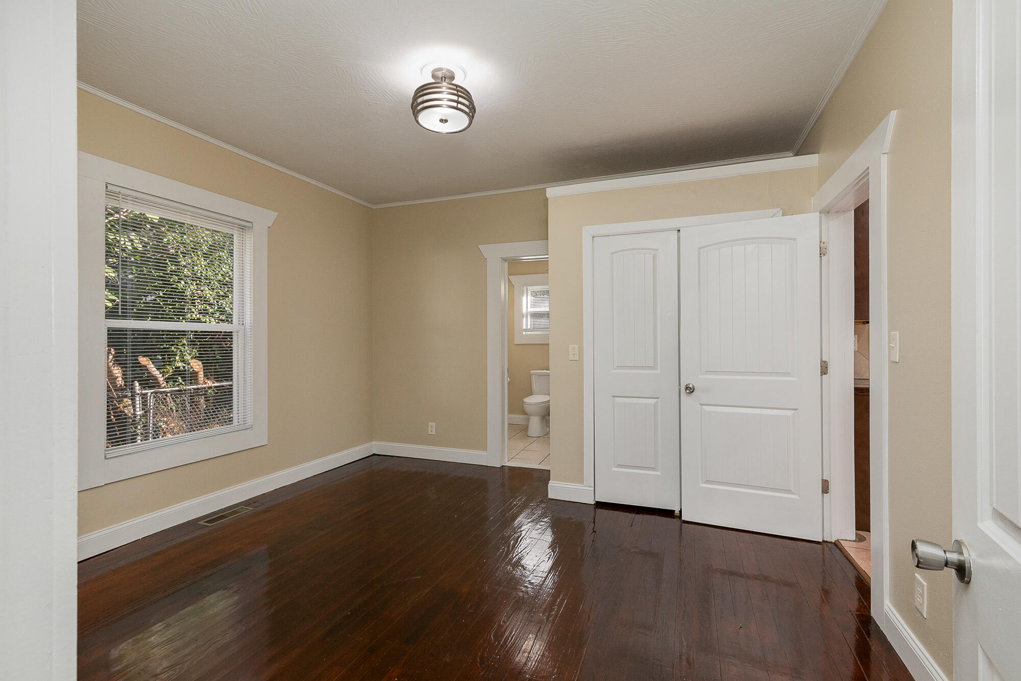 1902 North Missouri Avenue Property Photo 12