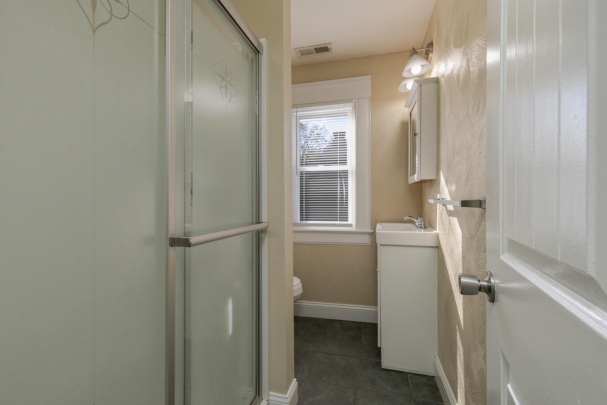 1902 North Missouri Avenue Property Photo 17