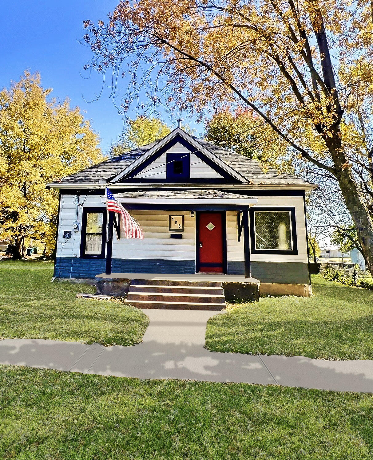 105 North Elm Street Property Photo 1