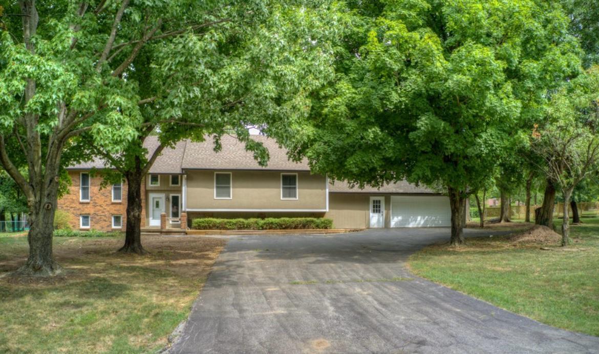 202 Split Rail Drive Drive Property Photo 1