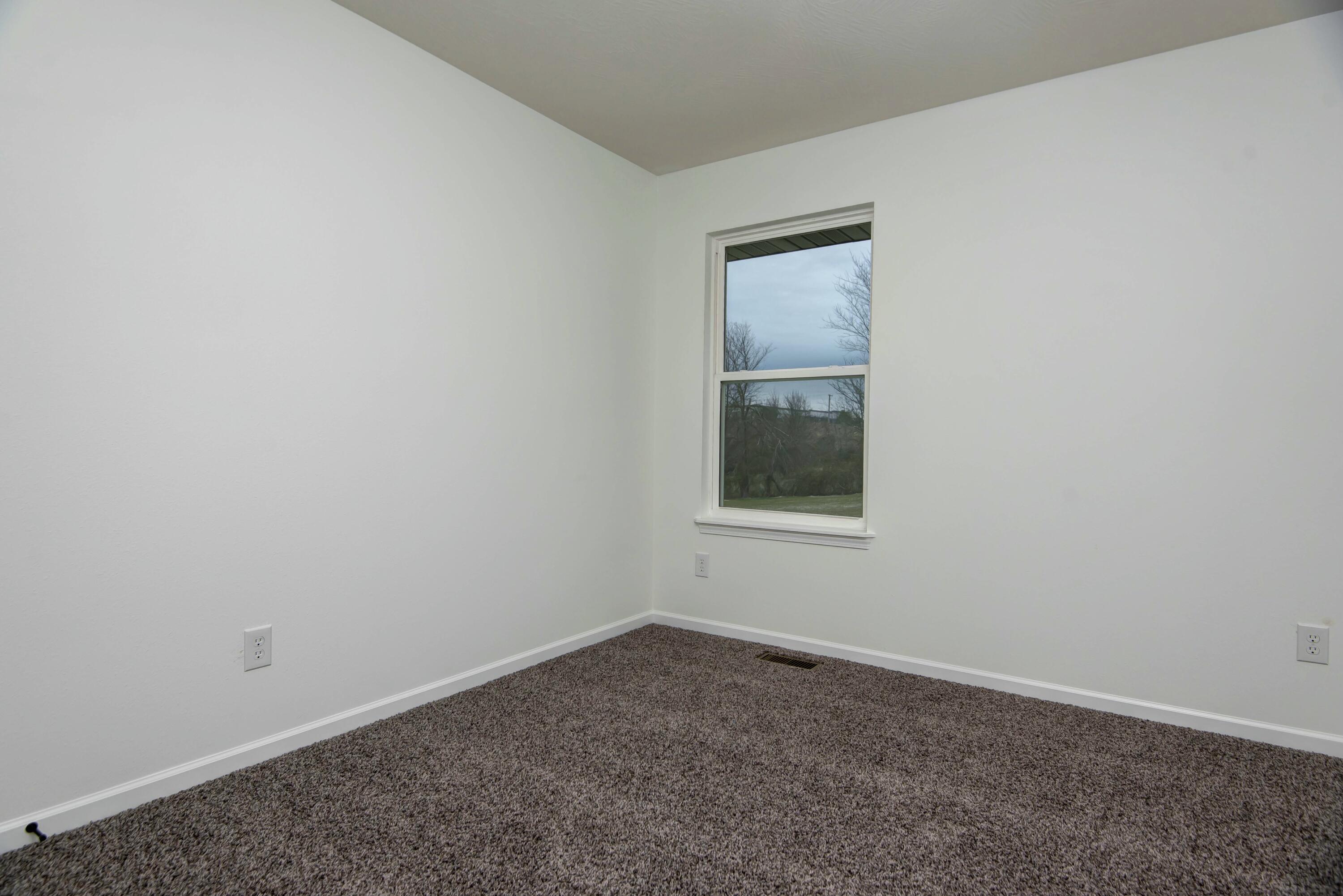 854 East Virginia Lane Property Photo 8