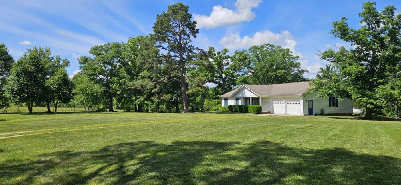 205 County Road 6550 Property Photo 1