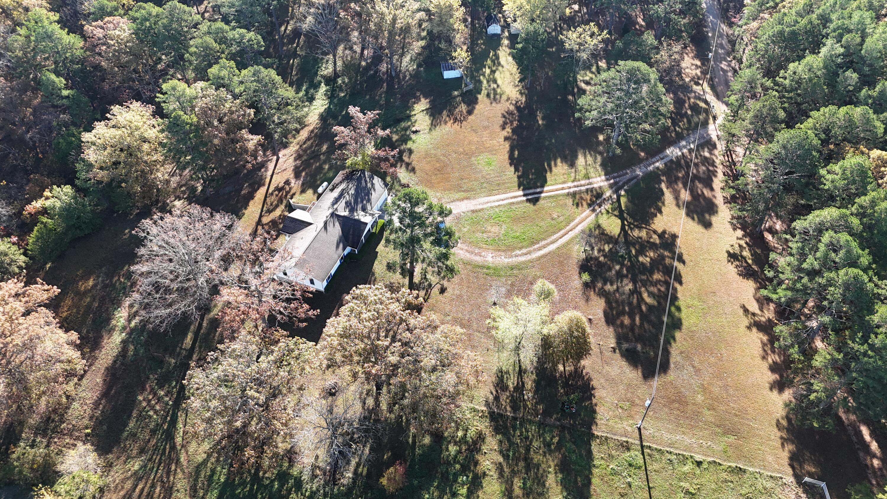 205 County Road 6550 Property Photo 7