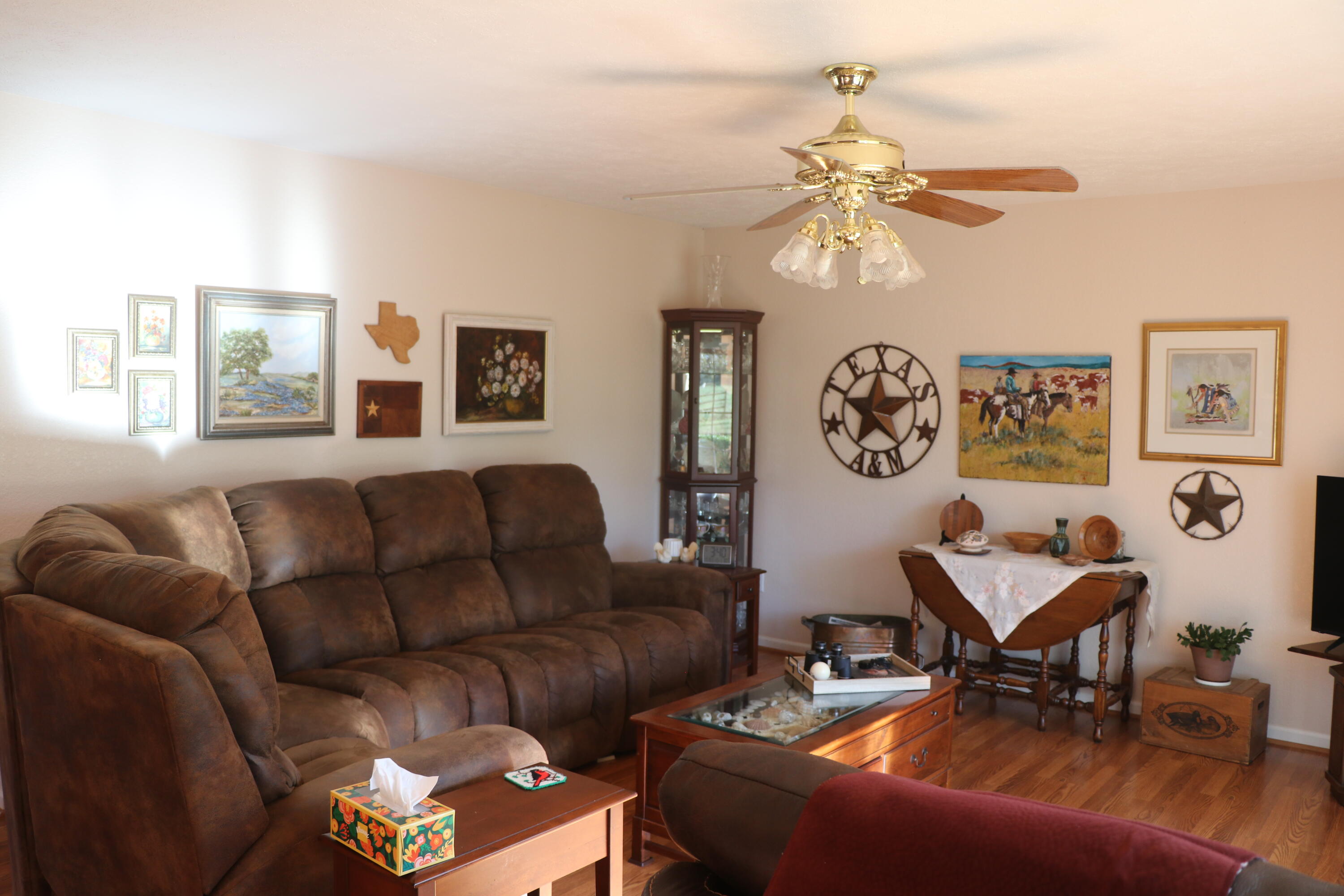 205 County Road 6550 Property Photo 11