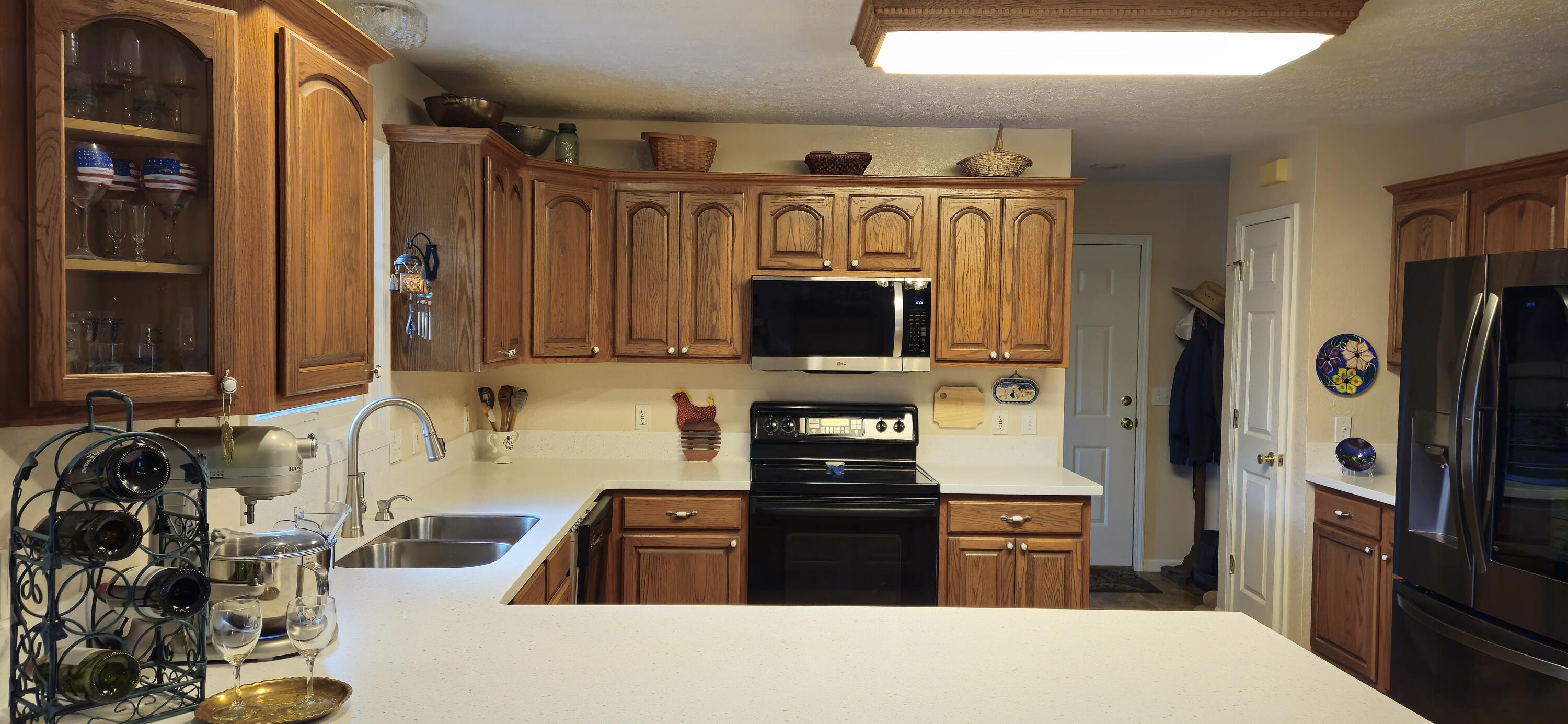 205 County Road 6550 Property Photo 14