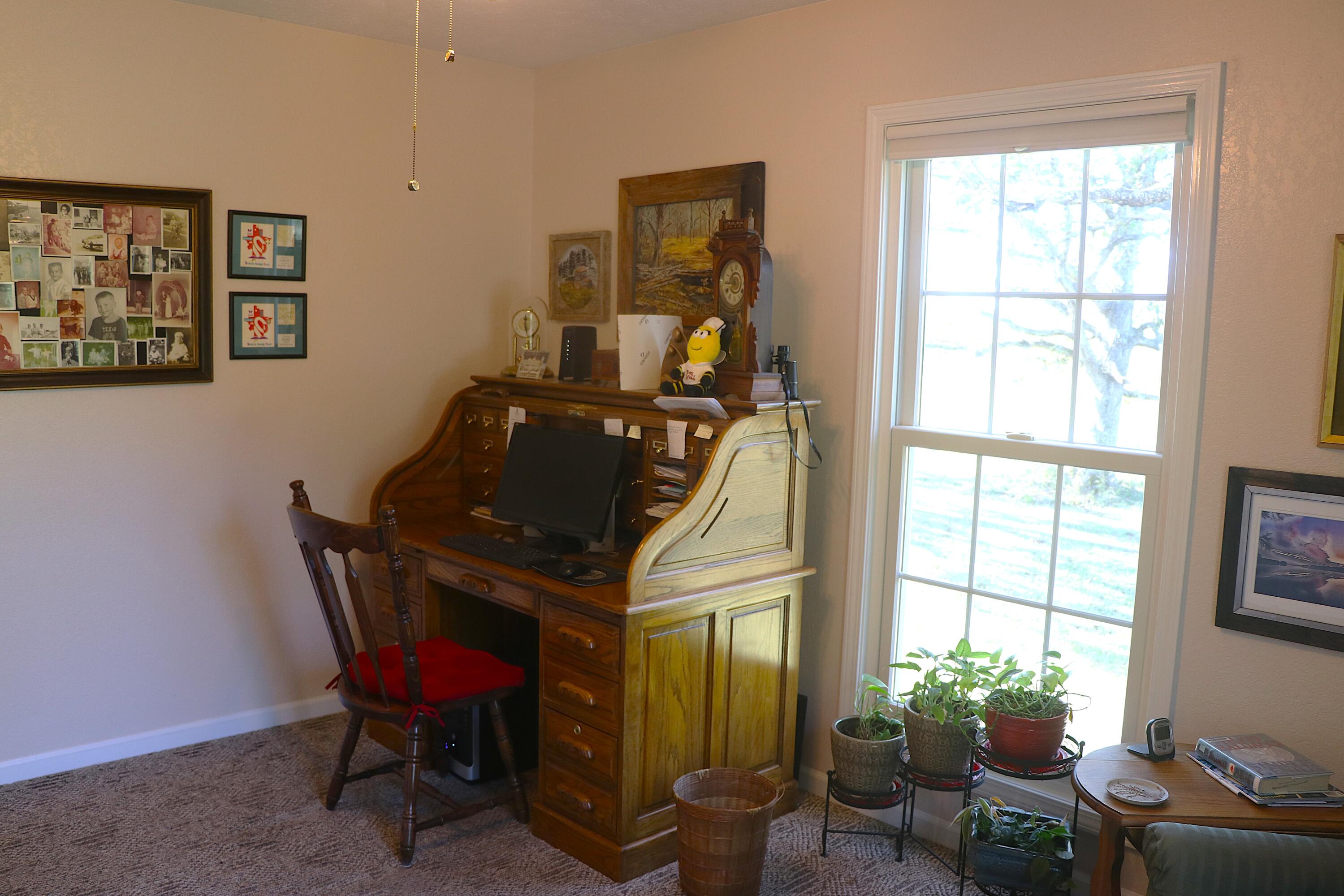 205 County Road 6550 Property Photo 18